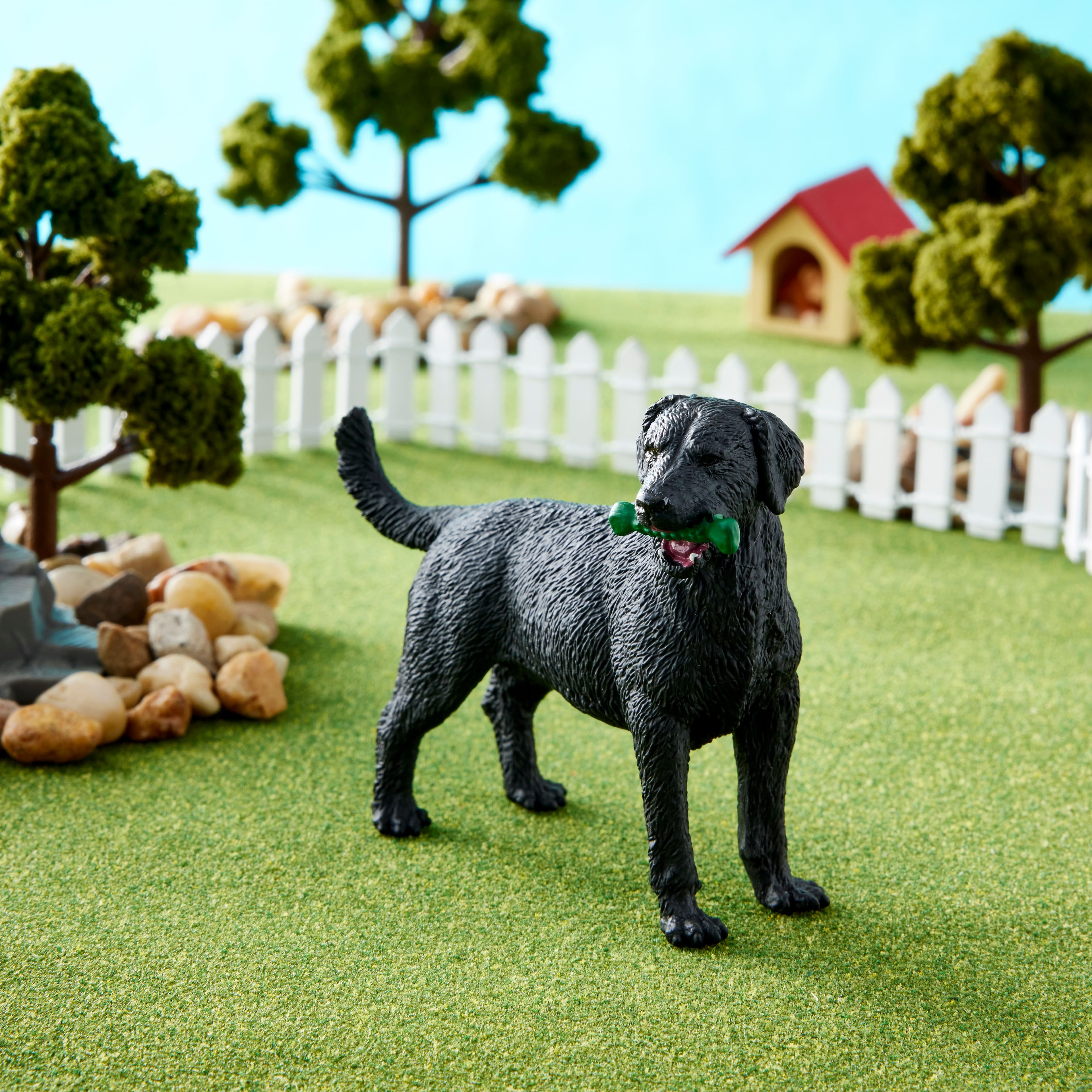 Safari Ltd® Black Labrador