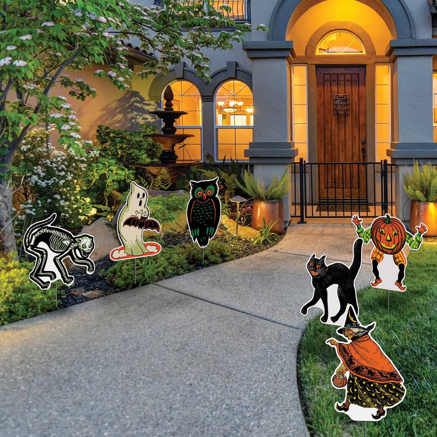 Beistle Plastic Vintage Halloween Yard Signs