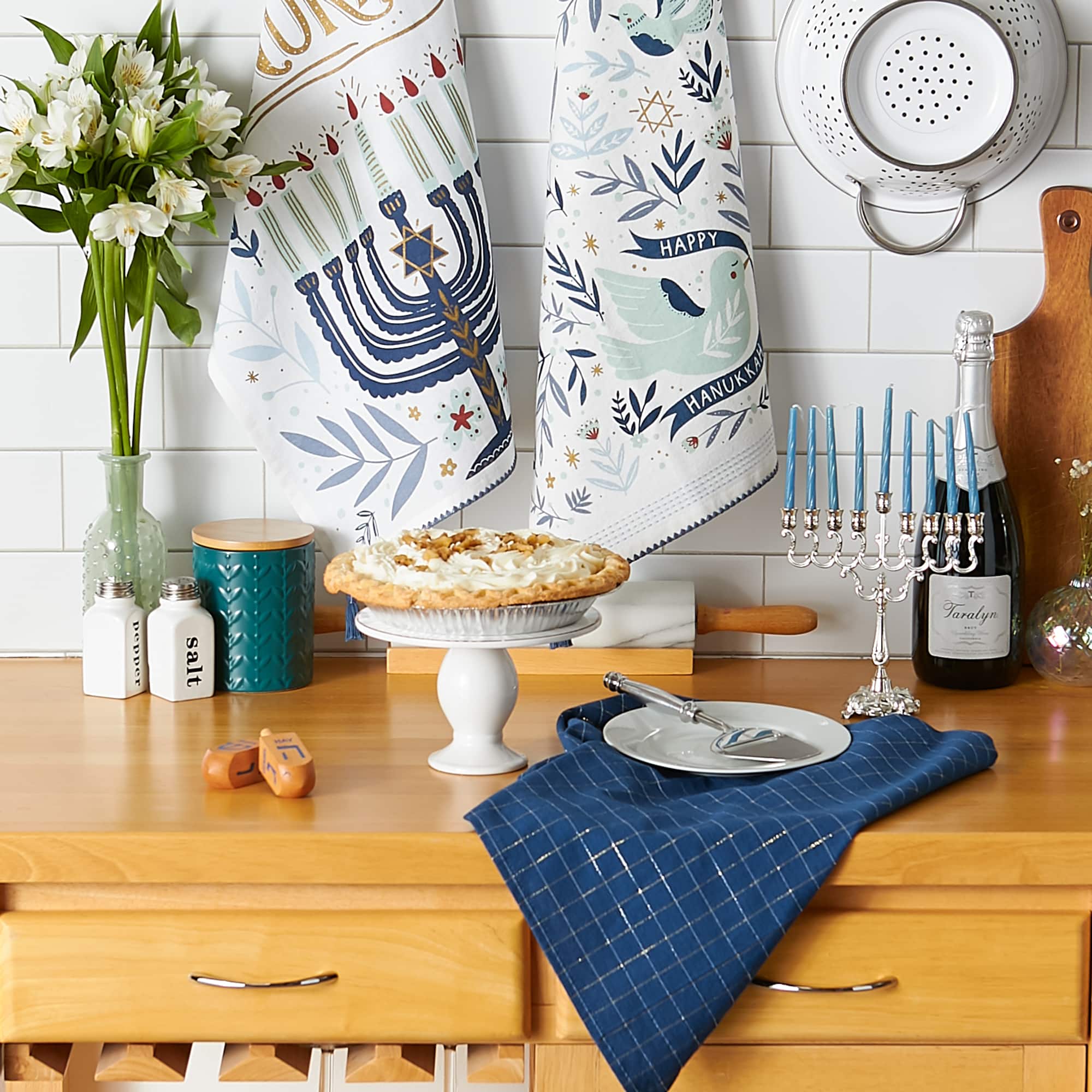 DII&#xAE; Assorted Happy Hanukkah Dishtowel Set