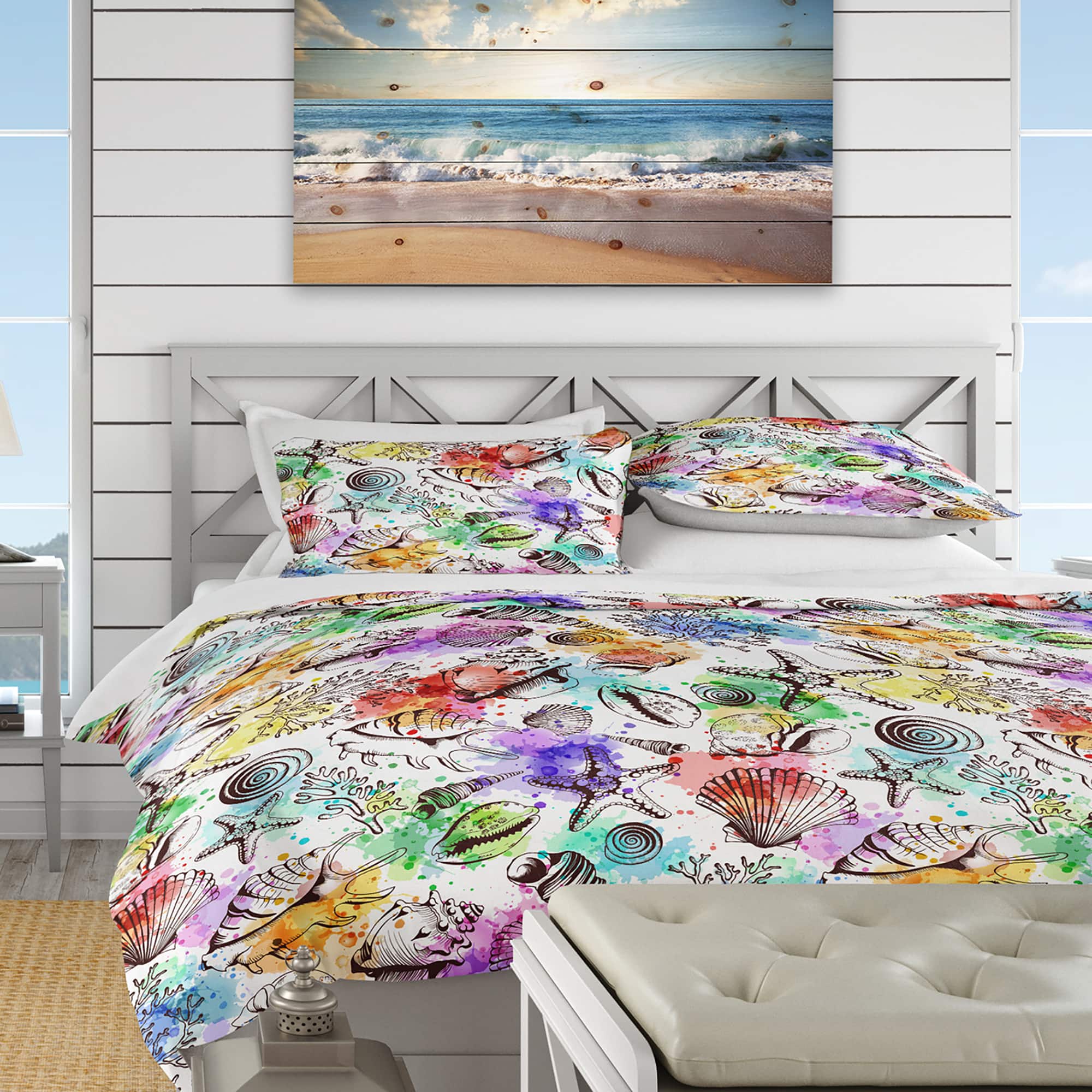 Designart &#x27;Modern Seashells Pattern&#x27; Nautical &#x26; Coastal Bedding Set - Duvet Cover &#x26; Shams