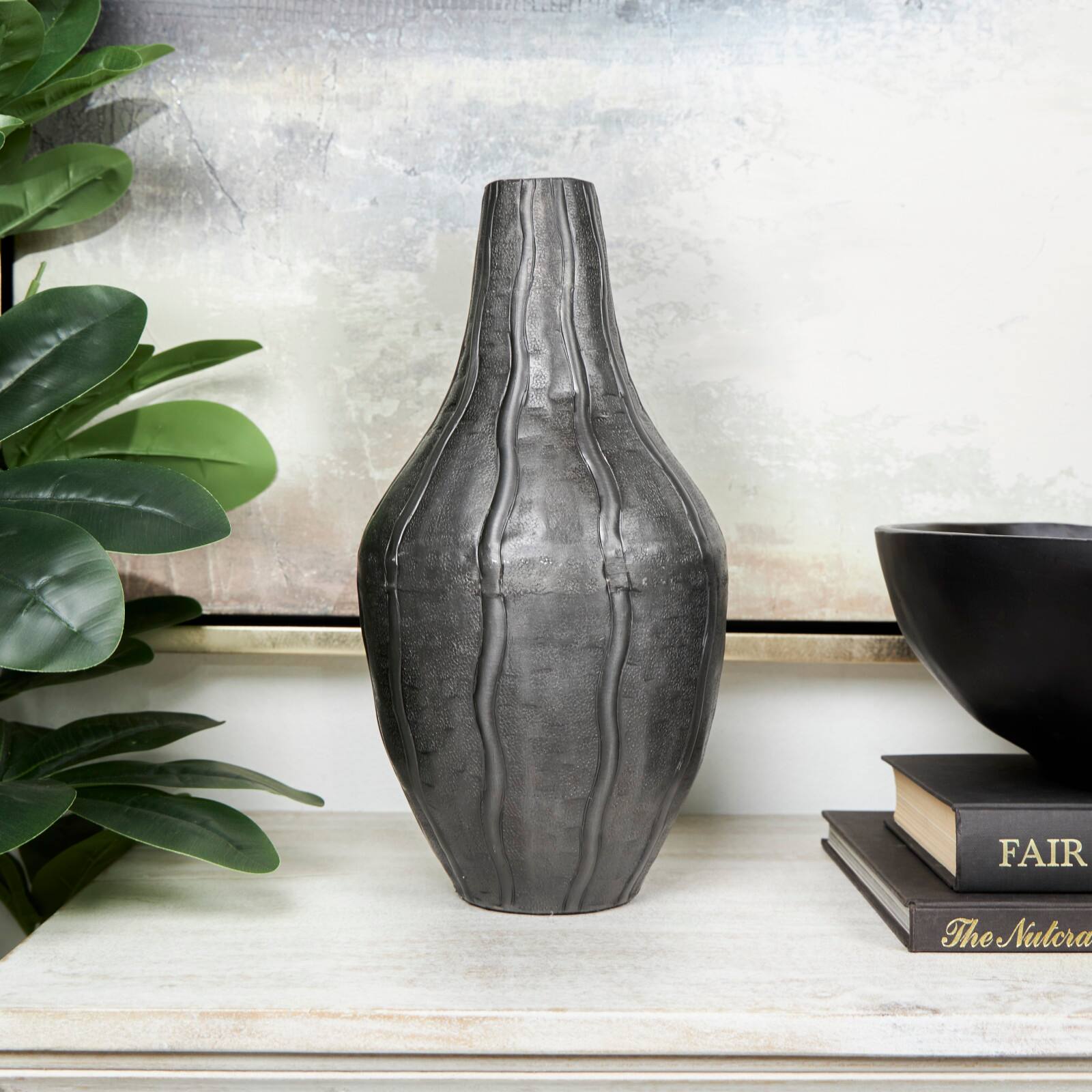 13&#x22; Black Metal Snakeskin Inspired Vase with Dimensional Wavy Accents