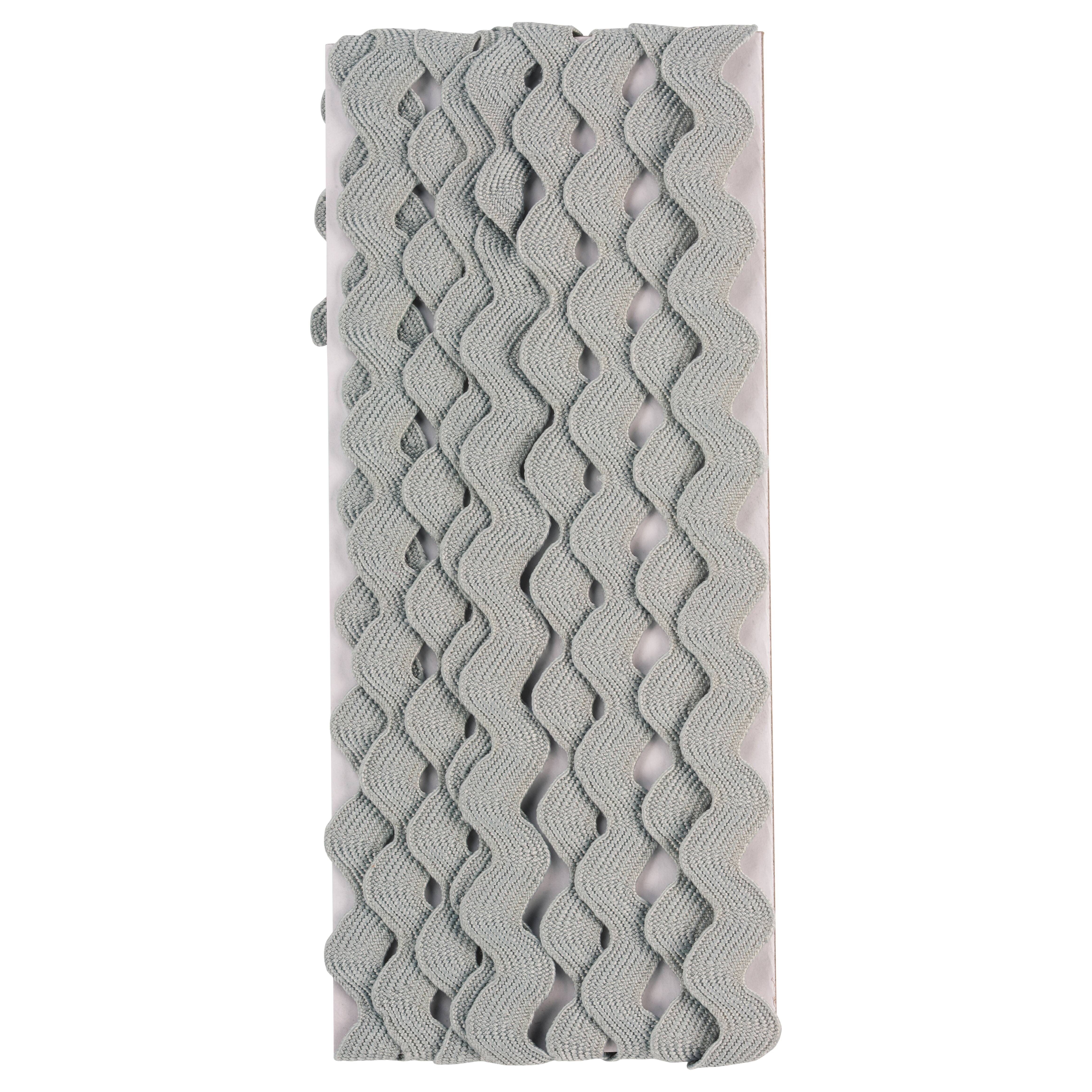 Coats &#x26; Clark&#x2122; Medium Rick Rack
