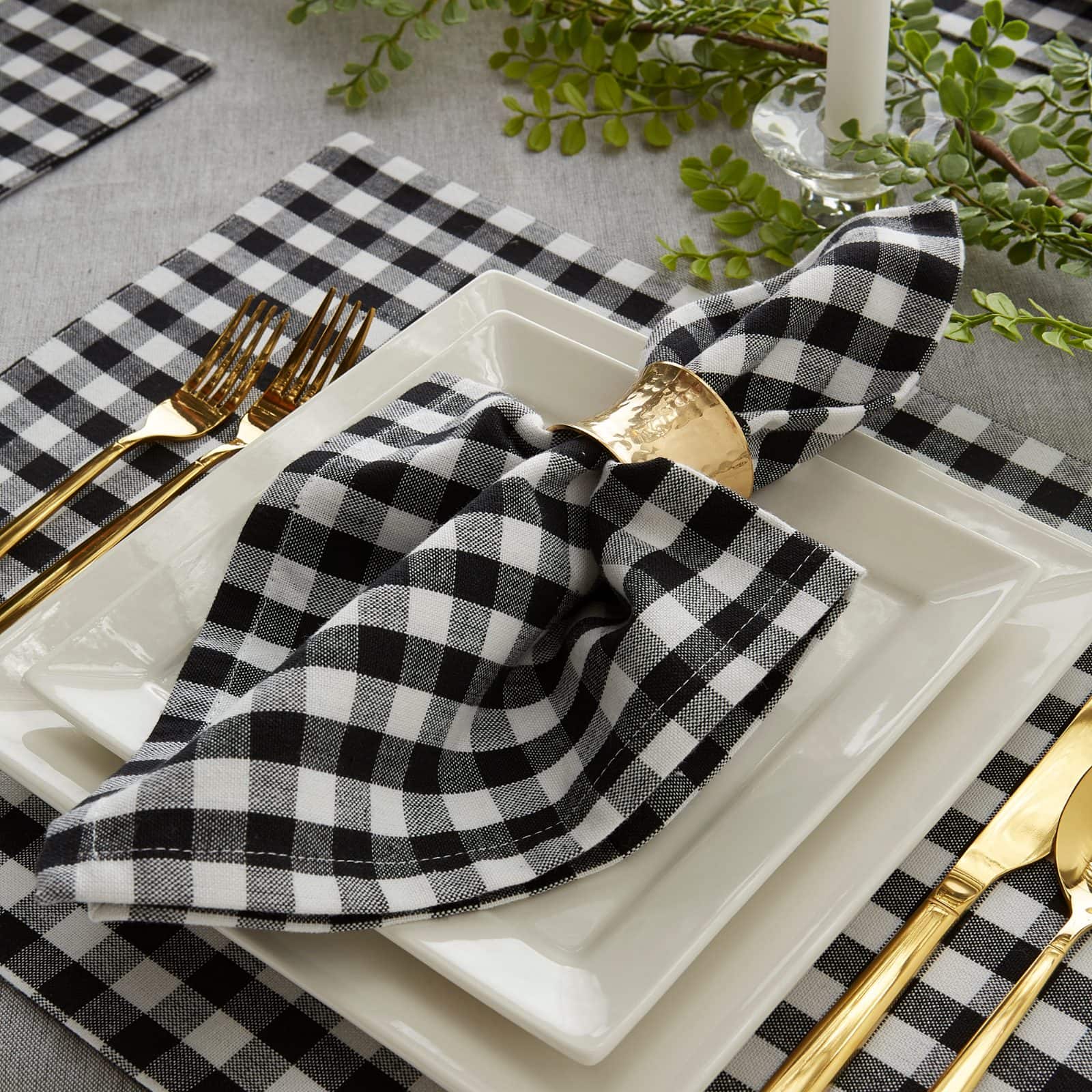 DII&#xAE; Black &#x26; White Gingham Napkin, 4ct.