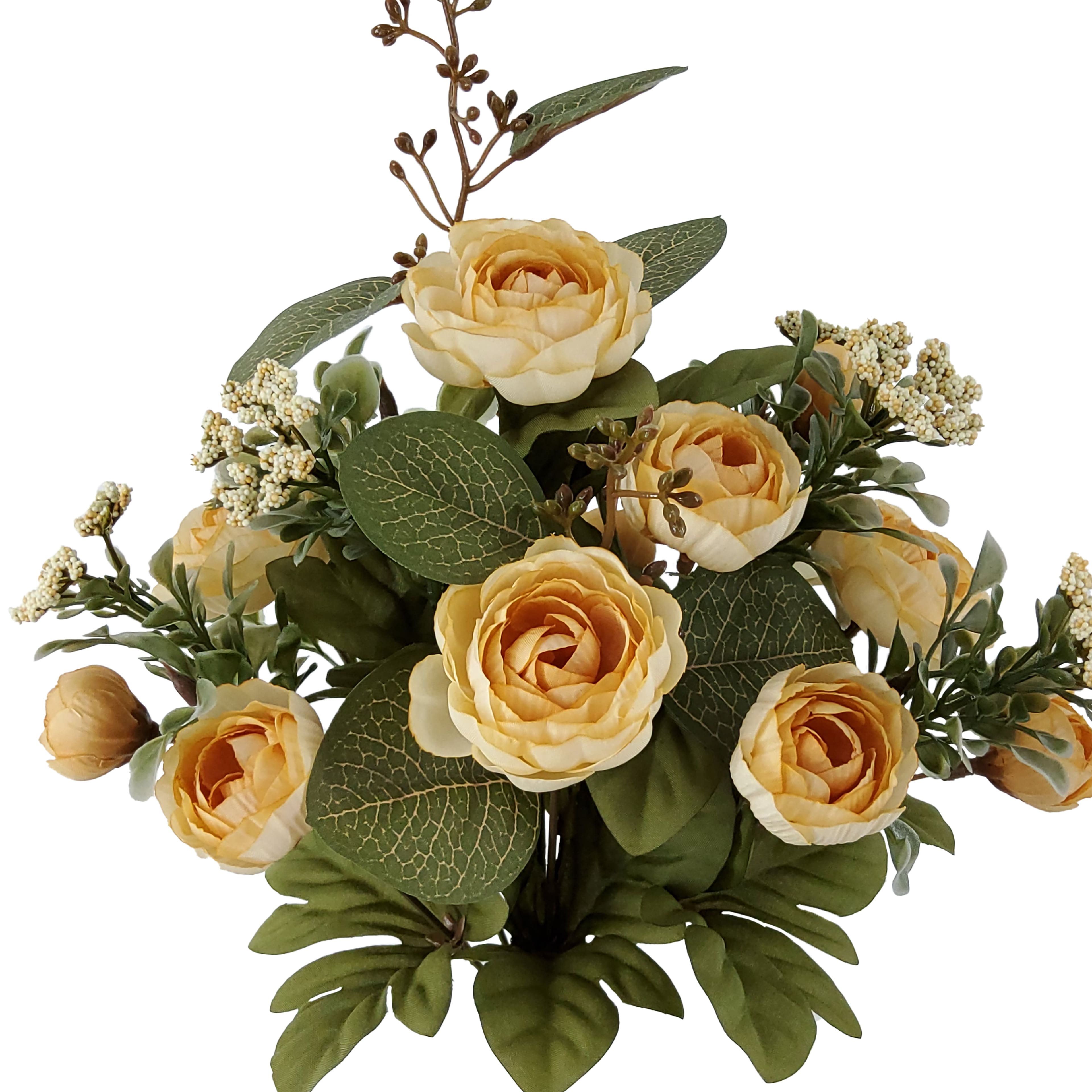 18&#x22; Ranunculus &#x26; Berry Deluxe Bush by Ashland&#xAE;