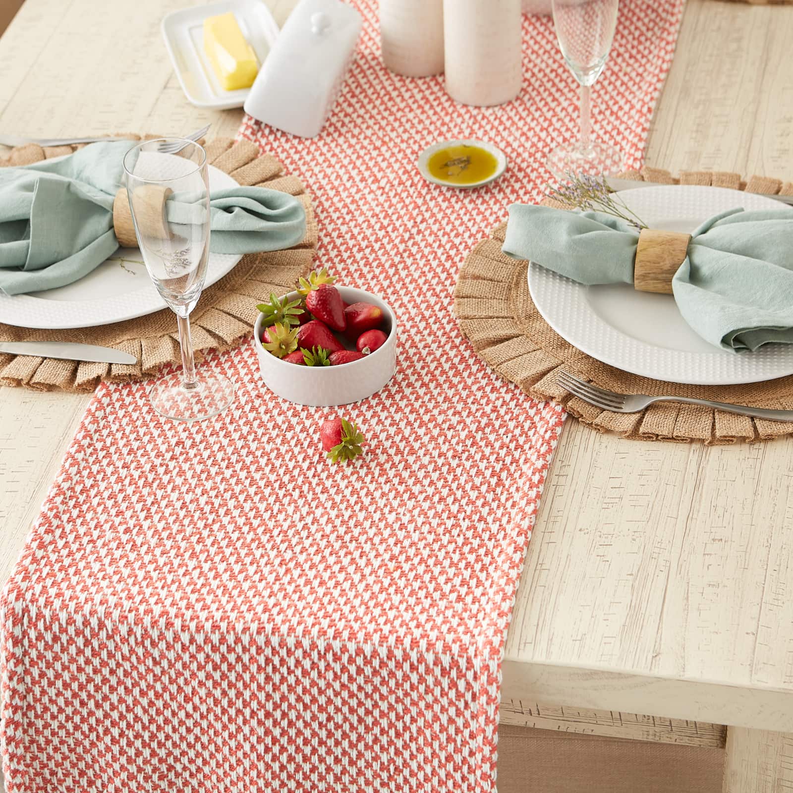 DII&#xAE; 72&#x22; Woven Table Runner