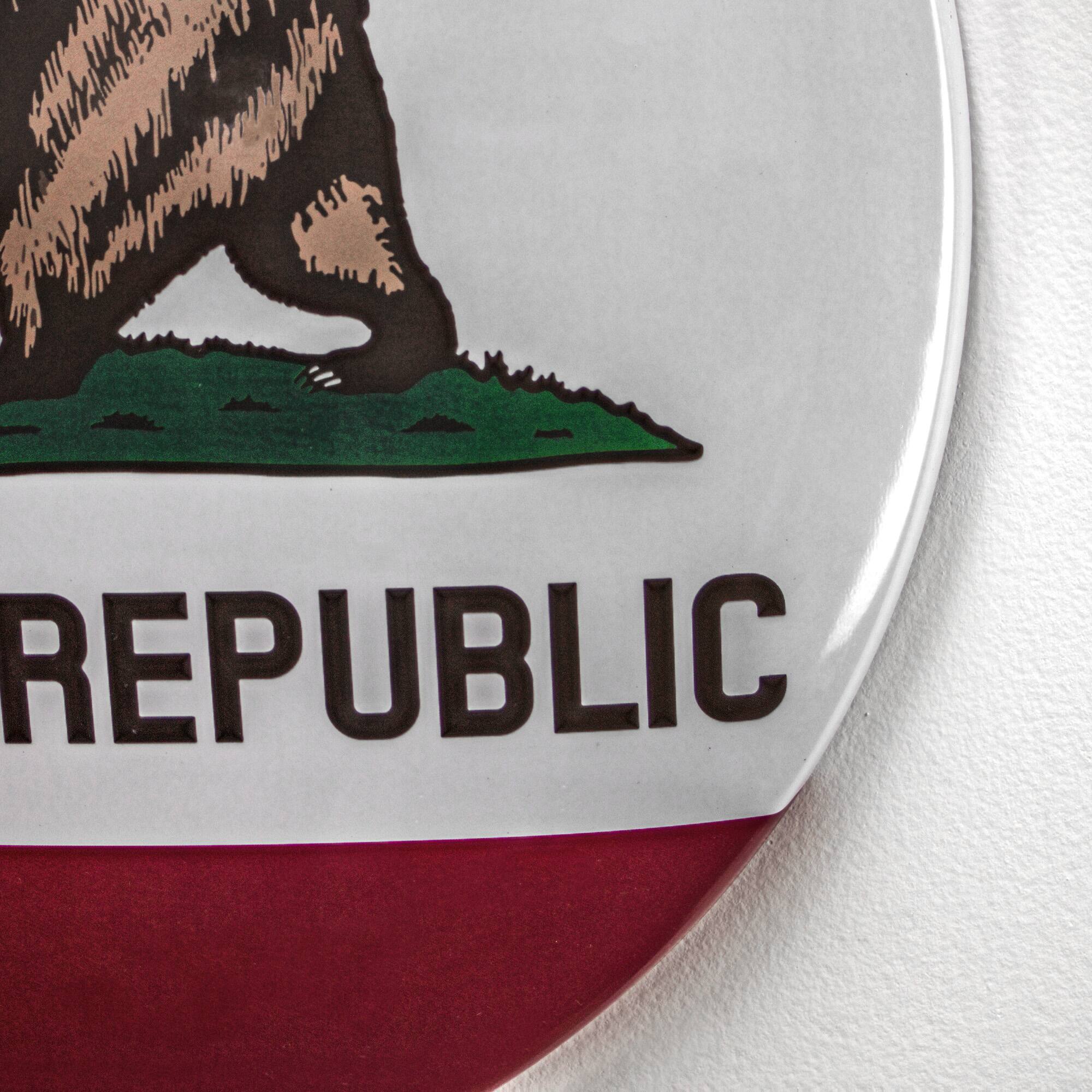 American Art D&#xE9;cor&#x2122; 15&#x22; California State Flag Dome Metal Sign
