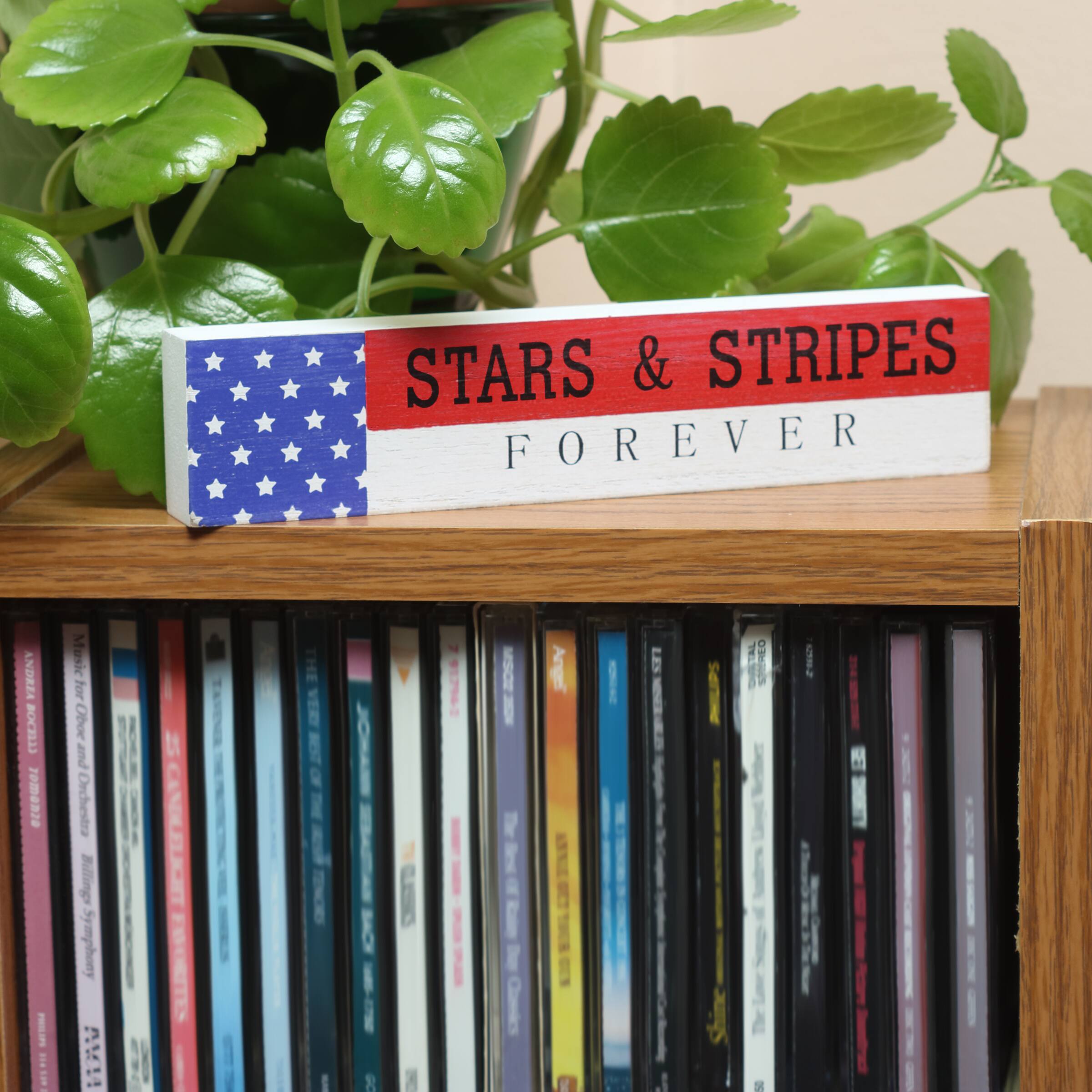 7&#x22; Patriotic Stars &#x26; Stripes Forever Tabletop D&#xE9;cor