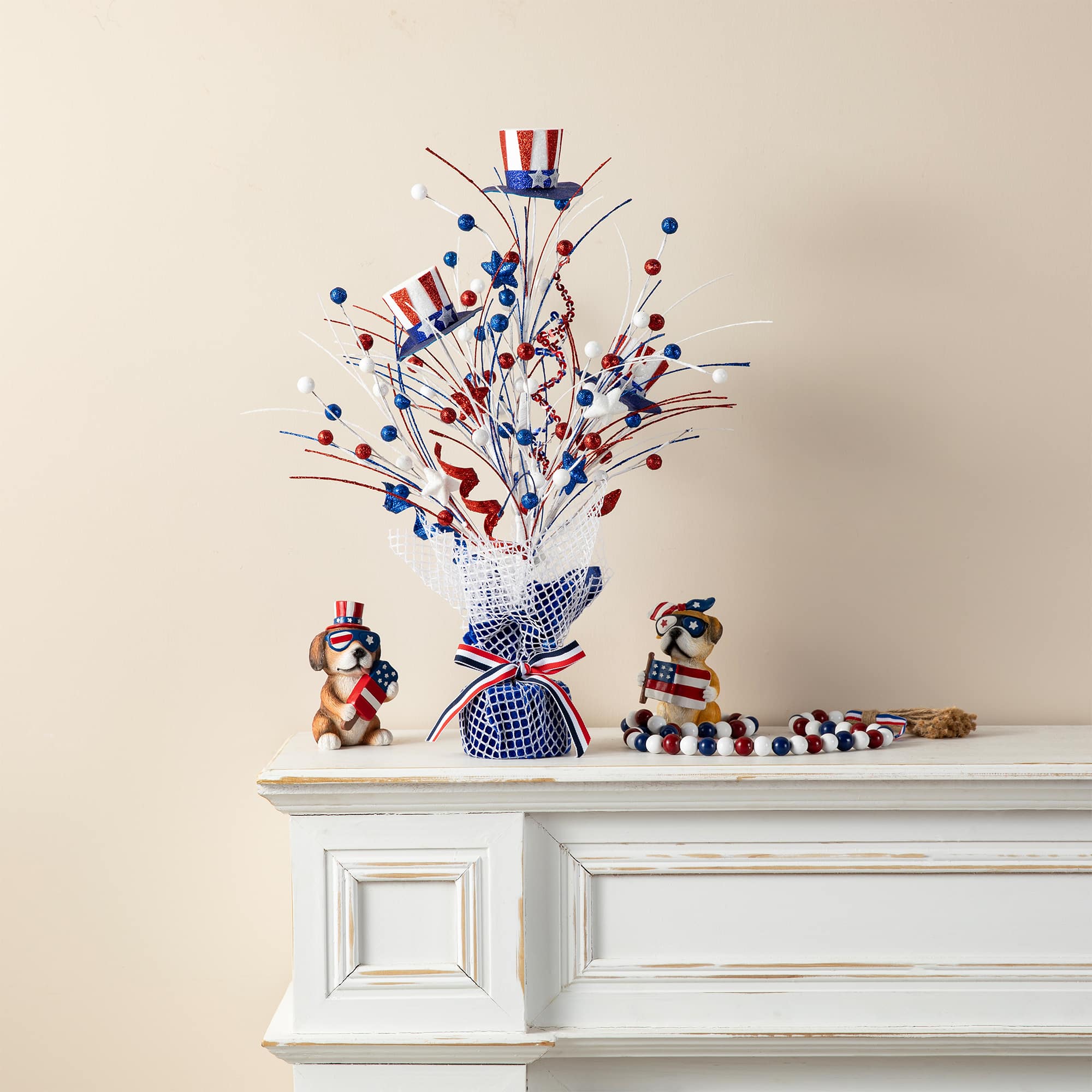 Glitzhome® 20" Patriotic Americana Top Hat Table Tree