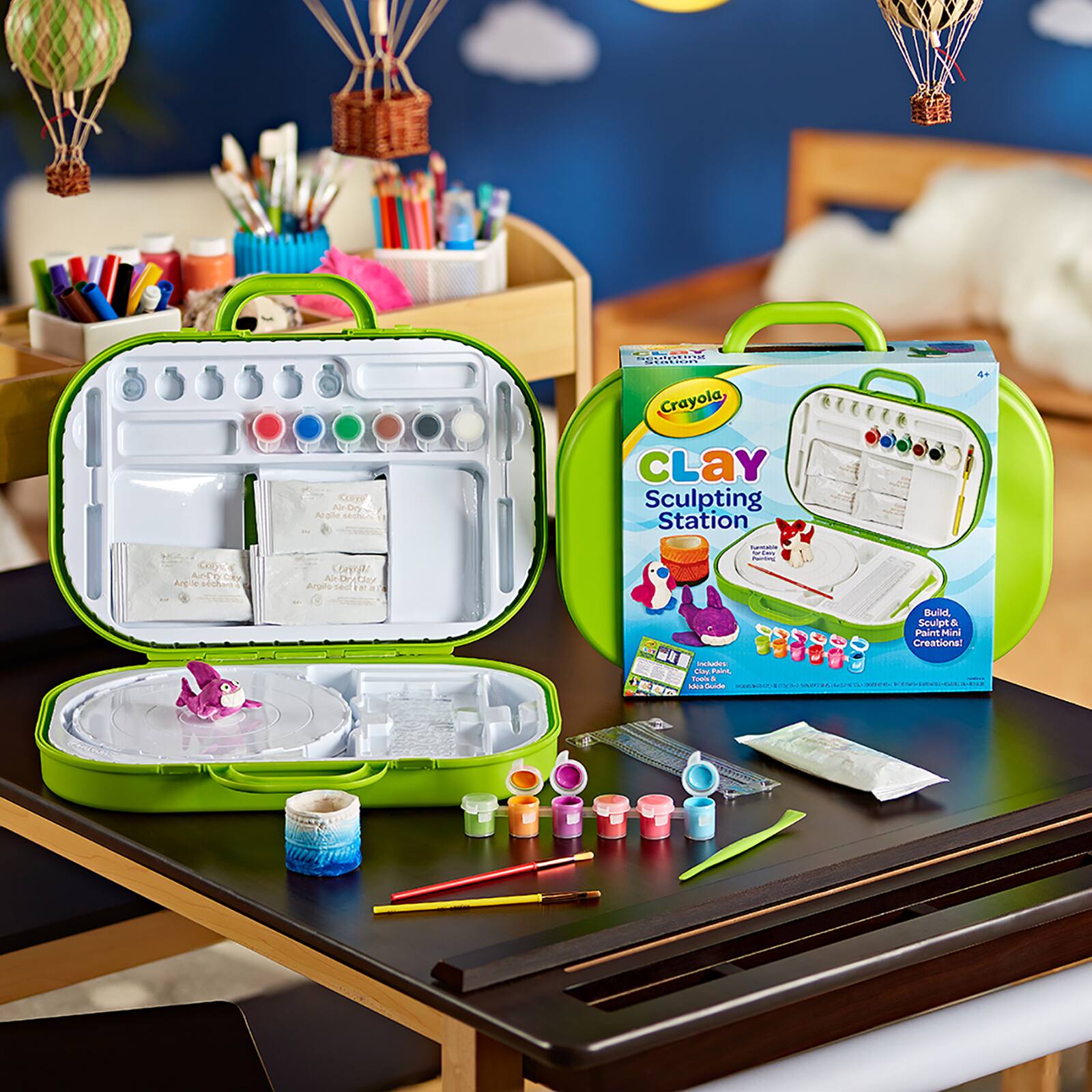 Crayola&#xAE; Clay Sculpting Station