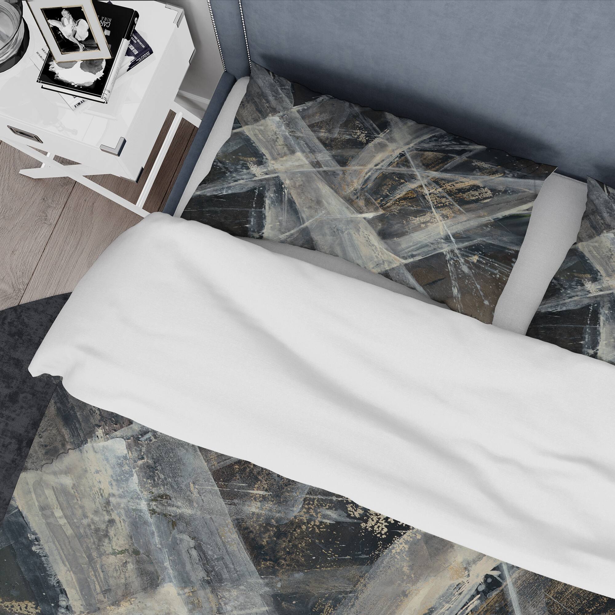 Designart &#x27;Abstract Glacial Black and White Painting&#x27; Geometric Bedding Set - Duvet Cover &#x26; Shams