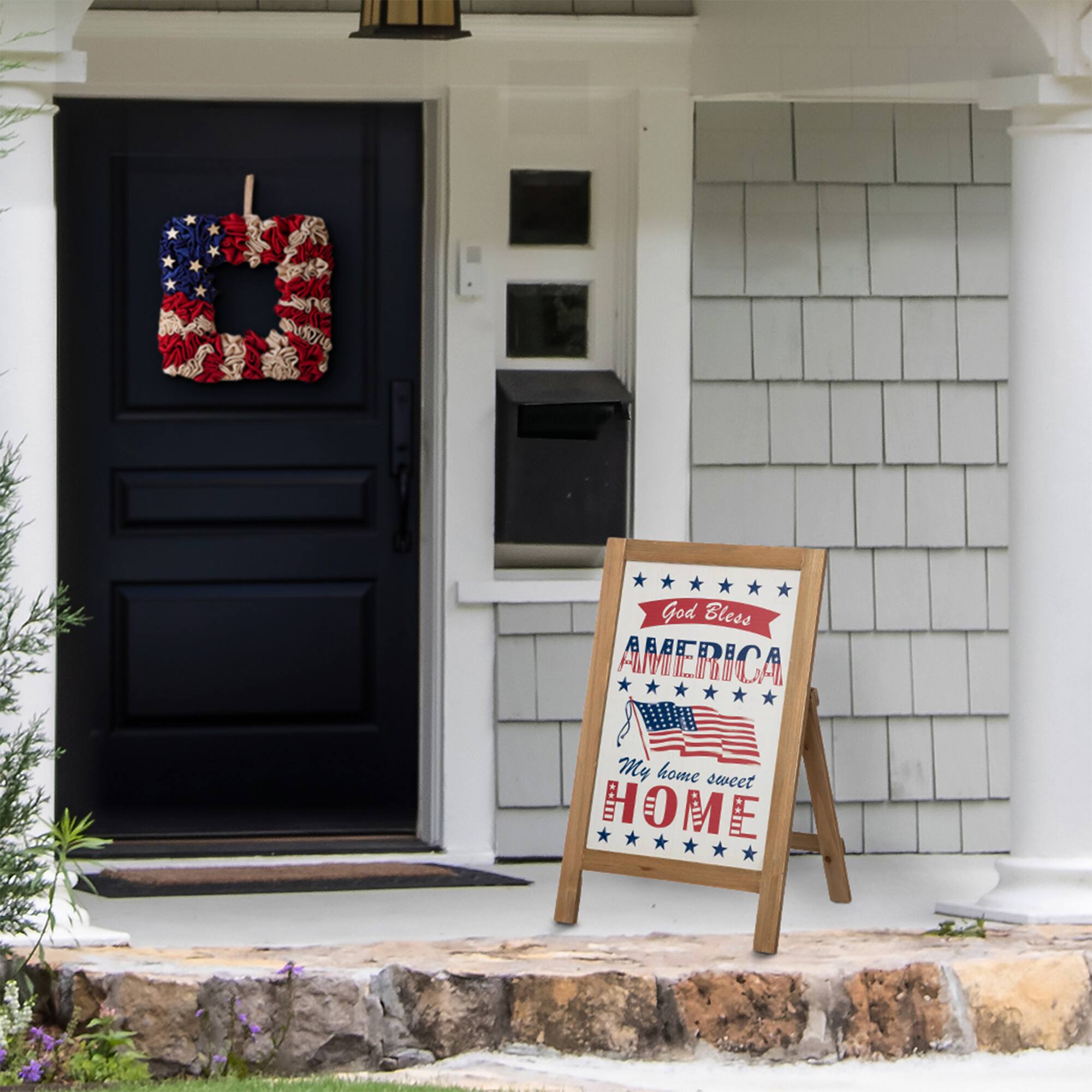 Glitzhome® 24" Wooden Patriotic Easel Sign