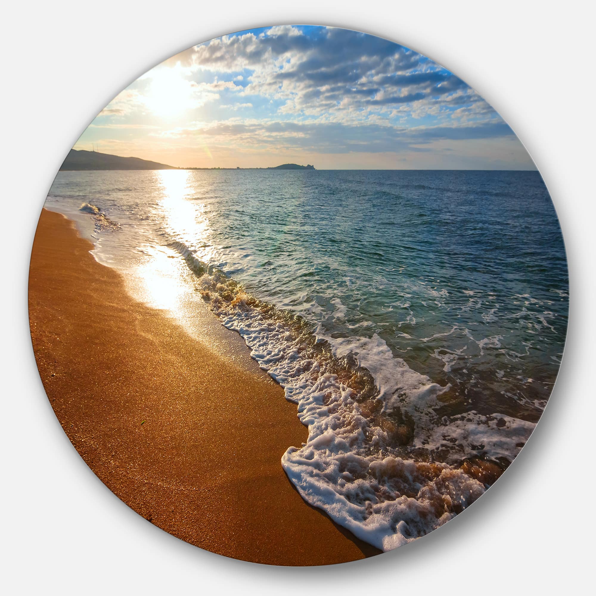 Designart - Gili Island Tropical Beach' Large Seashore Metal Circle Wall Art