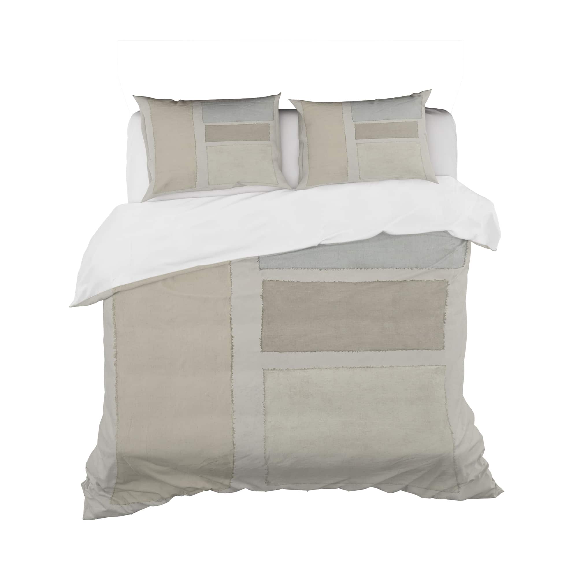 Designart &#x27;Painted Weaving III FB&#x27; Geometric Bedding Set - Duvet Cover &#x26; Shams