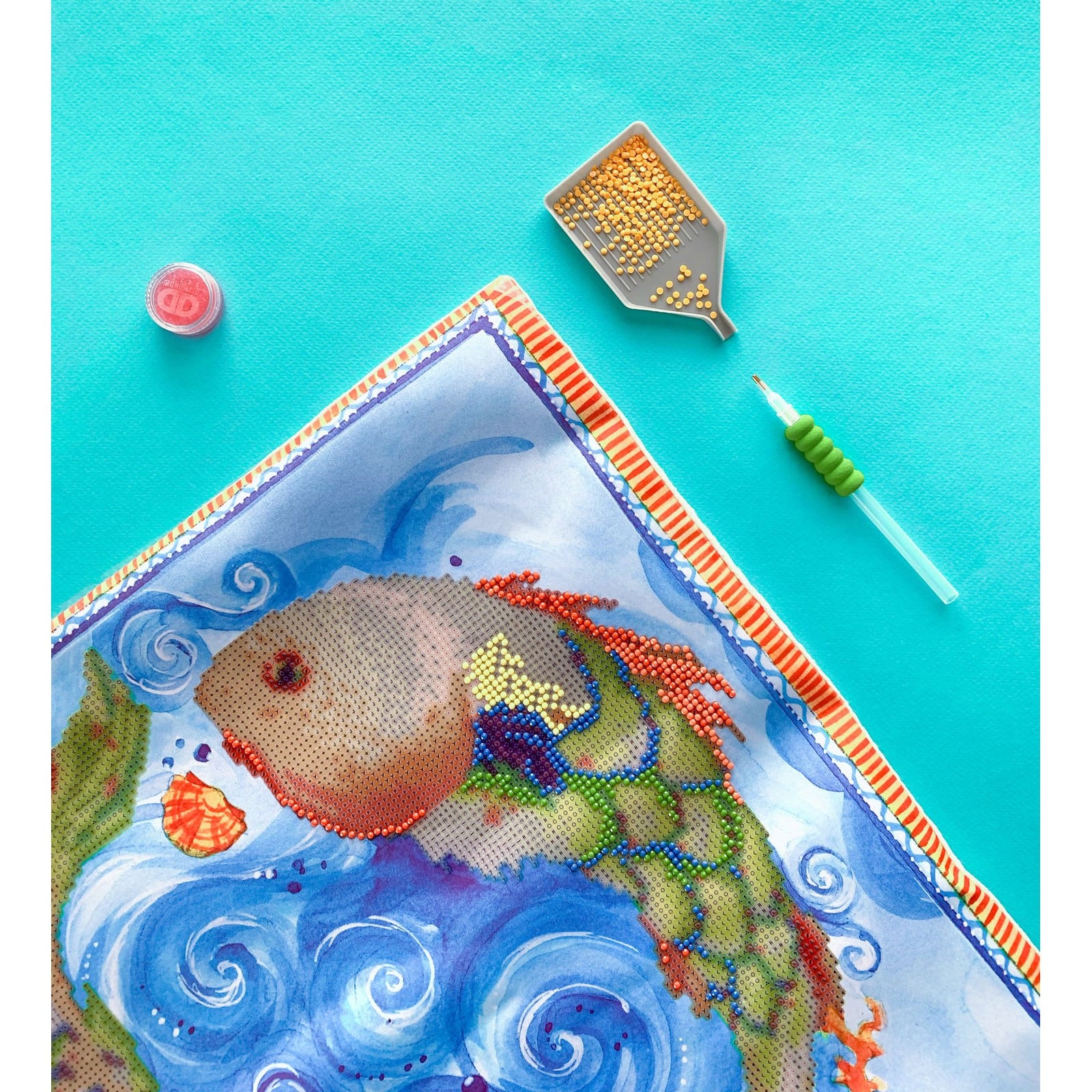 Diamond Dotz® Advanced Dancing Fish Decorative Pillow Kit