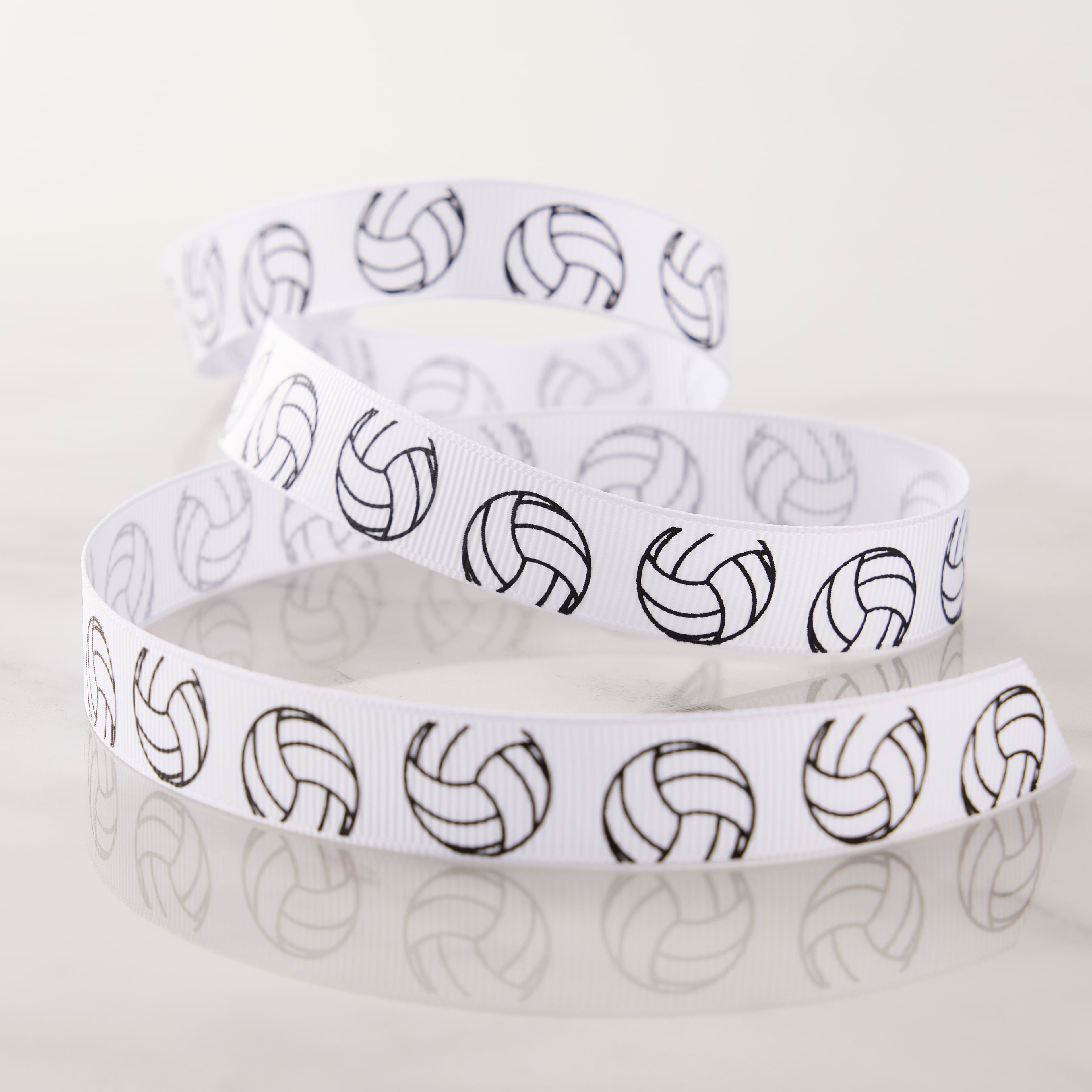  Ruban gros-grain blanc &#xE0; motif de ballon de volley-ball de 1,5&#xA0;cm x 6,4&#xA0;m Classique de Celebrate It