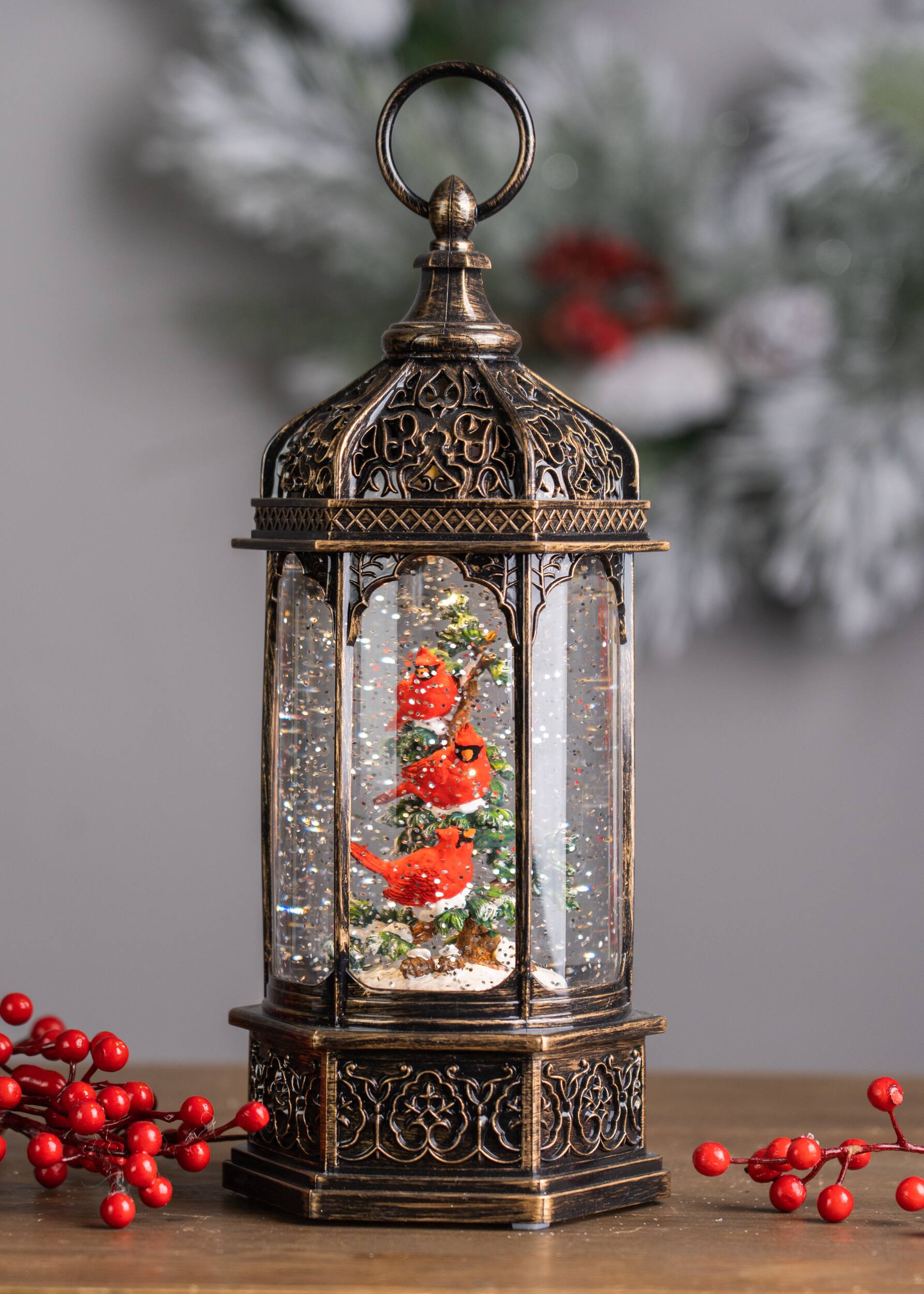 13&#x22; Snow Globe With Cardinals