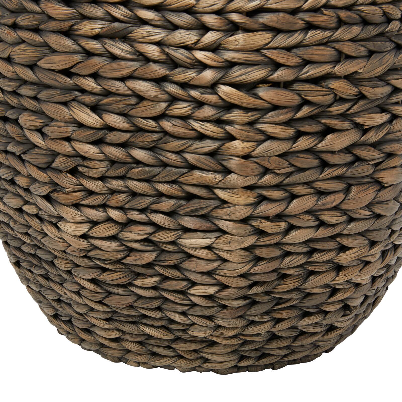 CosmoLiving by Cosmopolitan Round Woven Seagrass Handmade Storage Basket Set