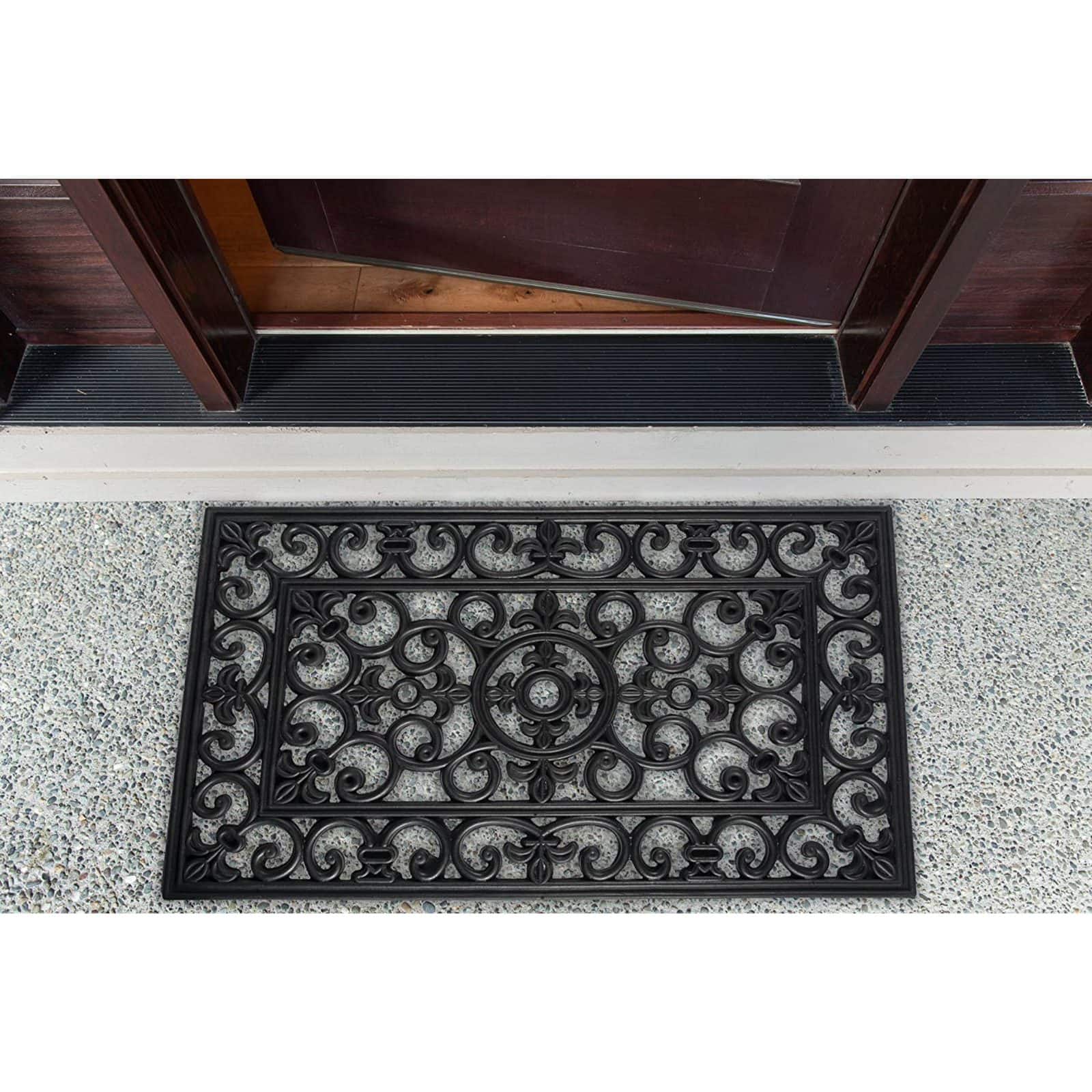 DII&#xAE; Rubber Scroll Doormat