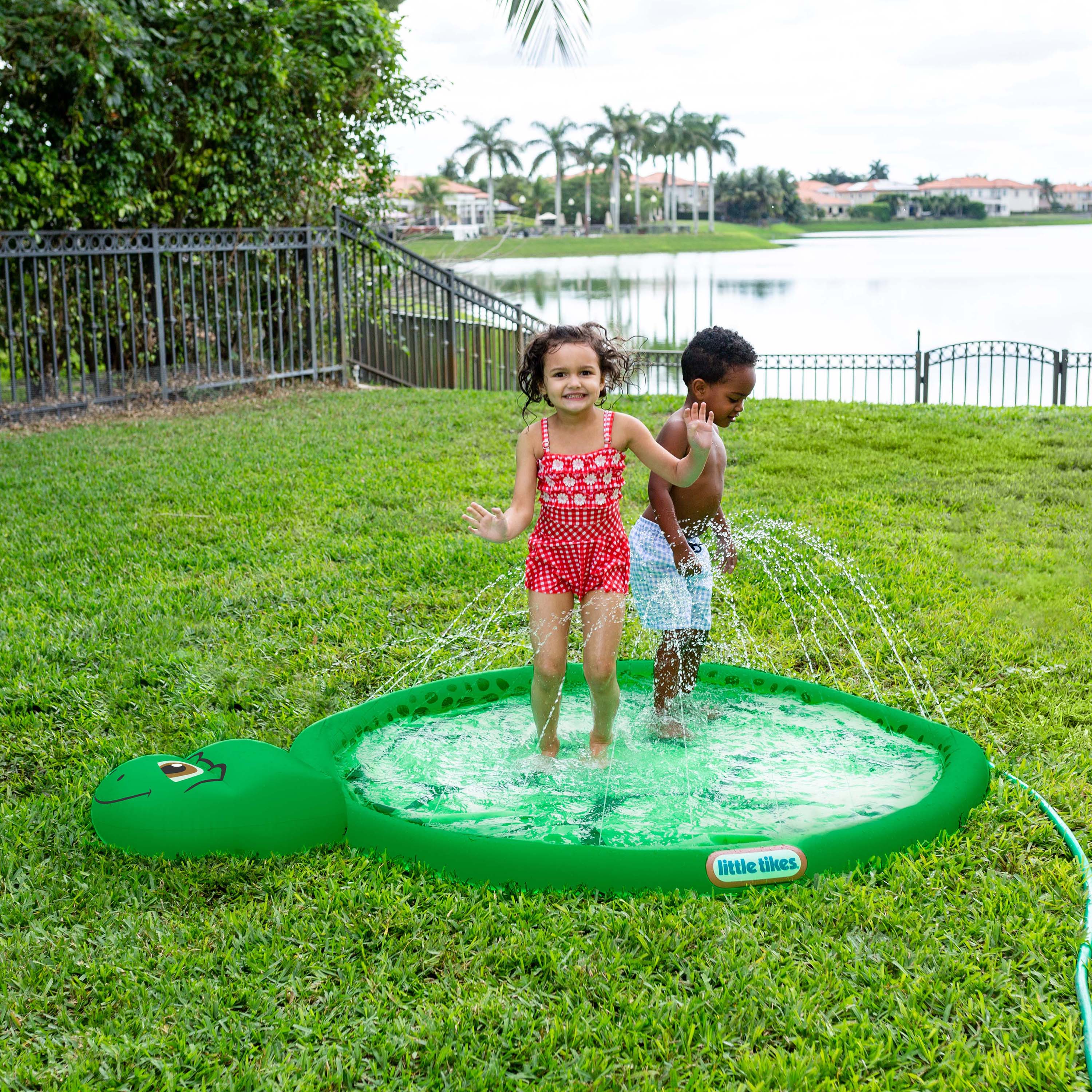 Little Tikes® 60" Timmy the Turtle Splash Pad