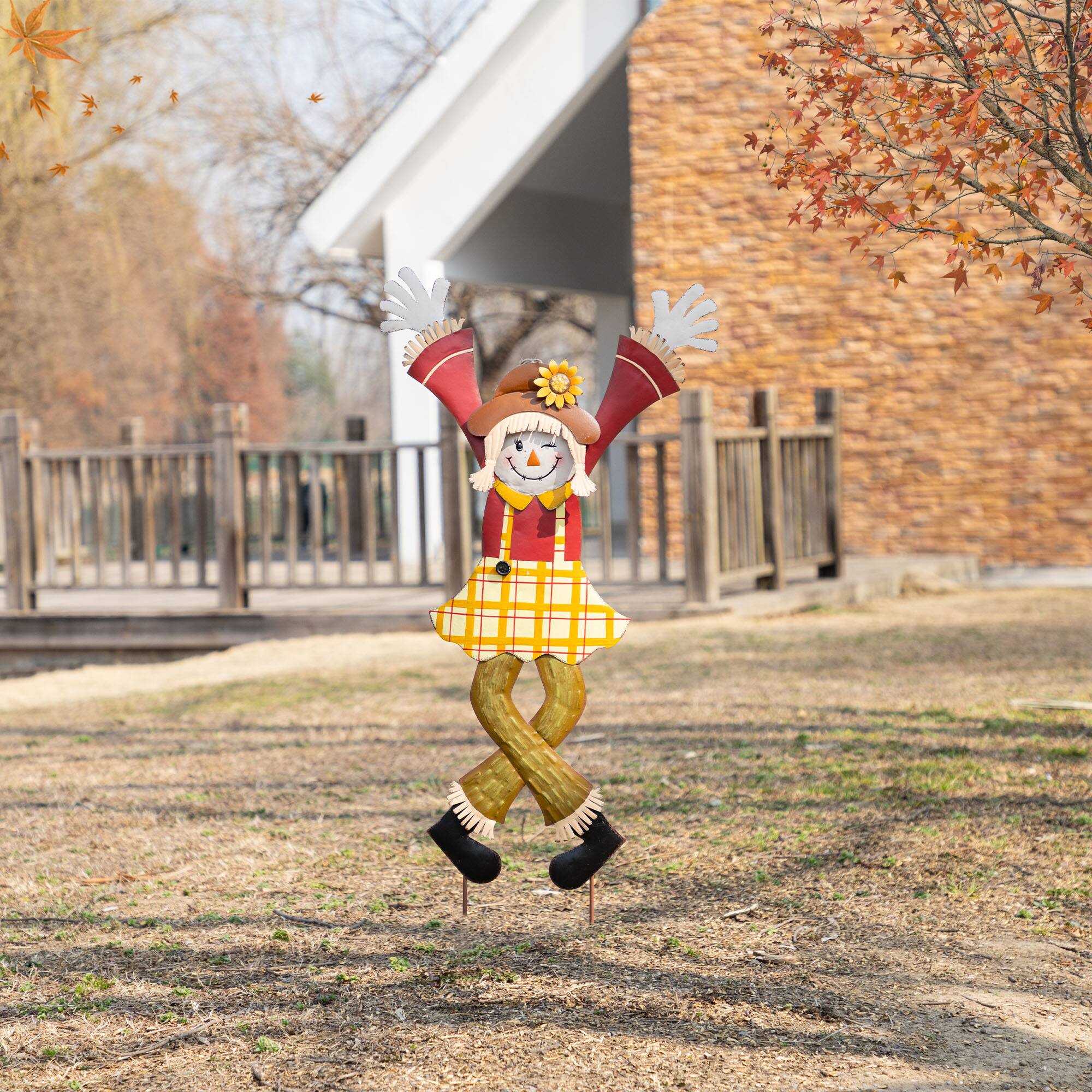 Glitzhome® 36" Fall Metal Scarecrow Yard Stake Set