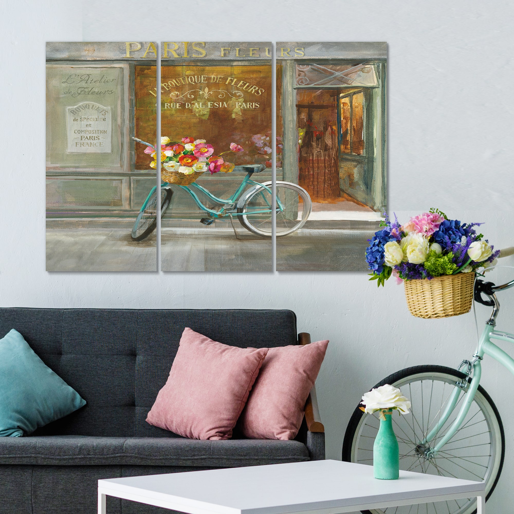 Designart - Paris French Flowershop - Traditional Gallery-wrapped Canvas