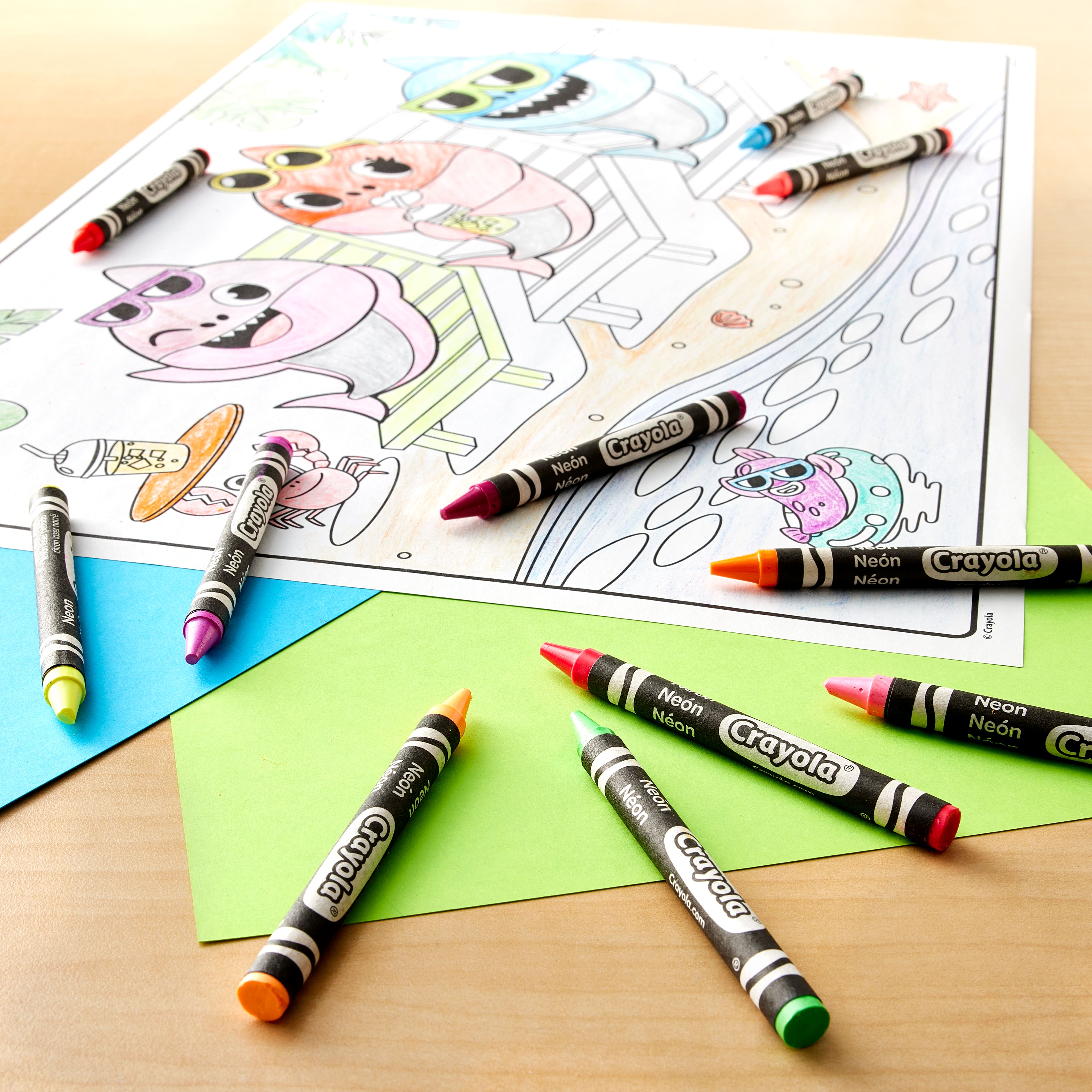 Crayola Neon Crayons, 24 Ct, School Supplies, Teacher Supplies, Assorted  Colors, Beginner Child 