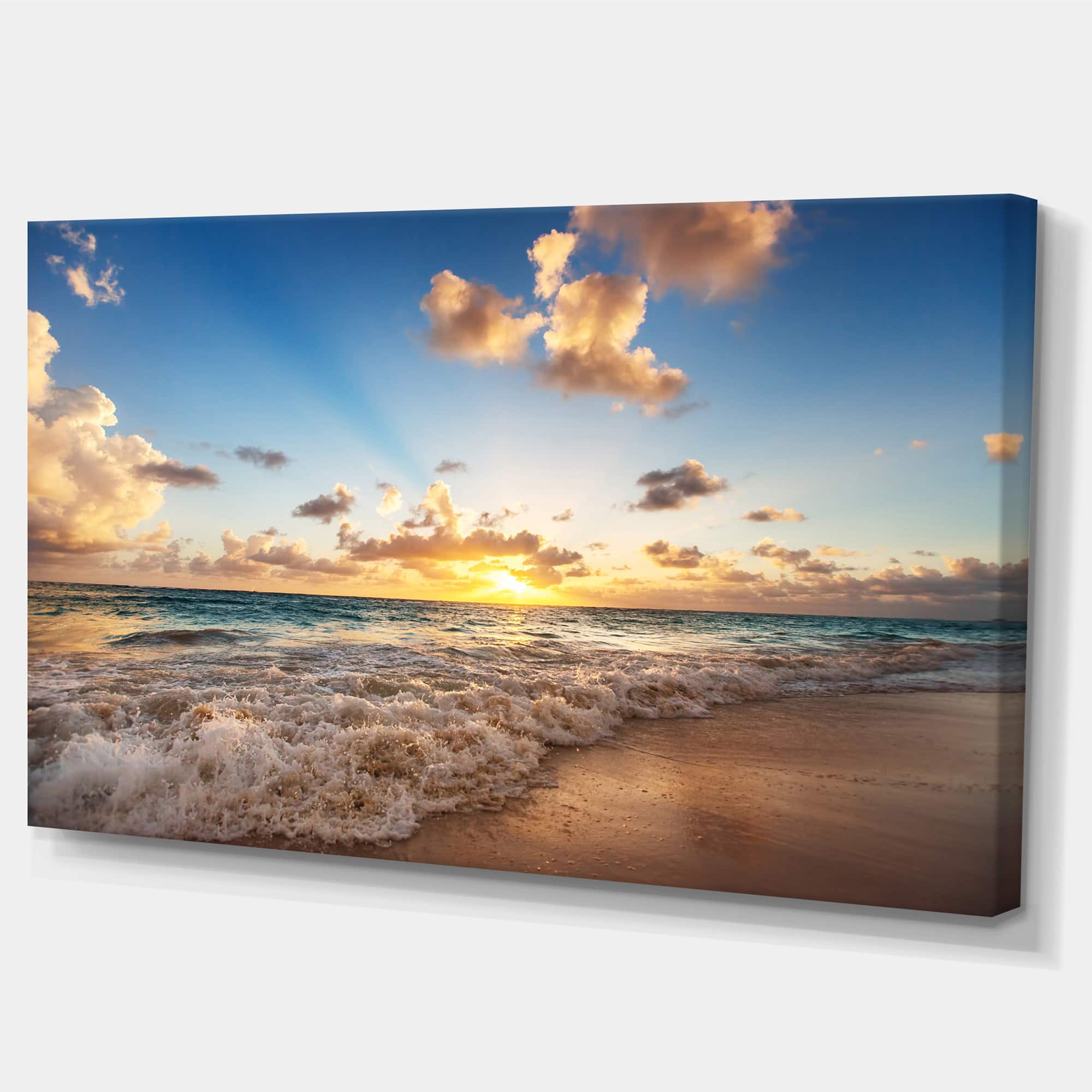 Designart - Sunrise on Beach of Caribbean Sea - Large Seashore Canvas Art Print
