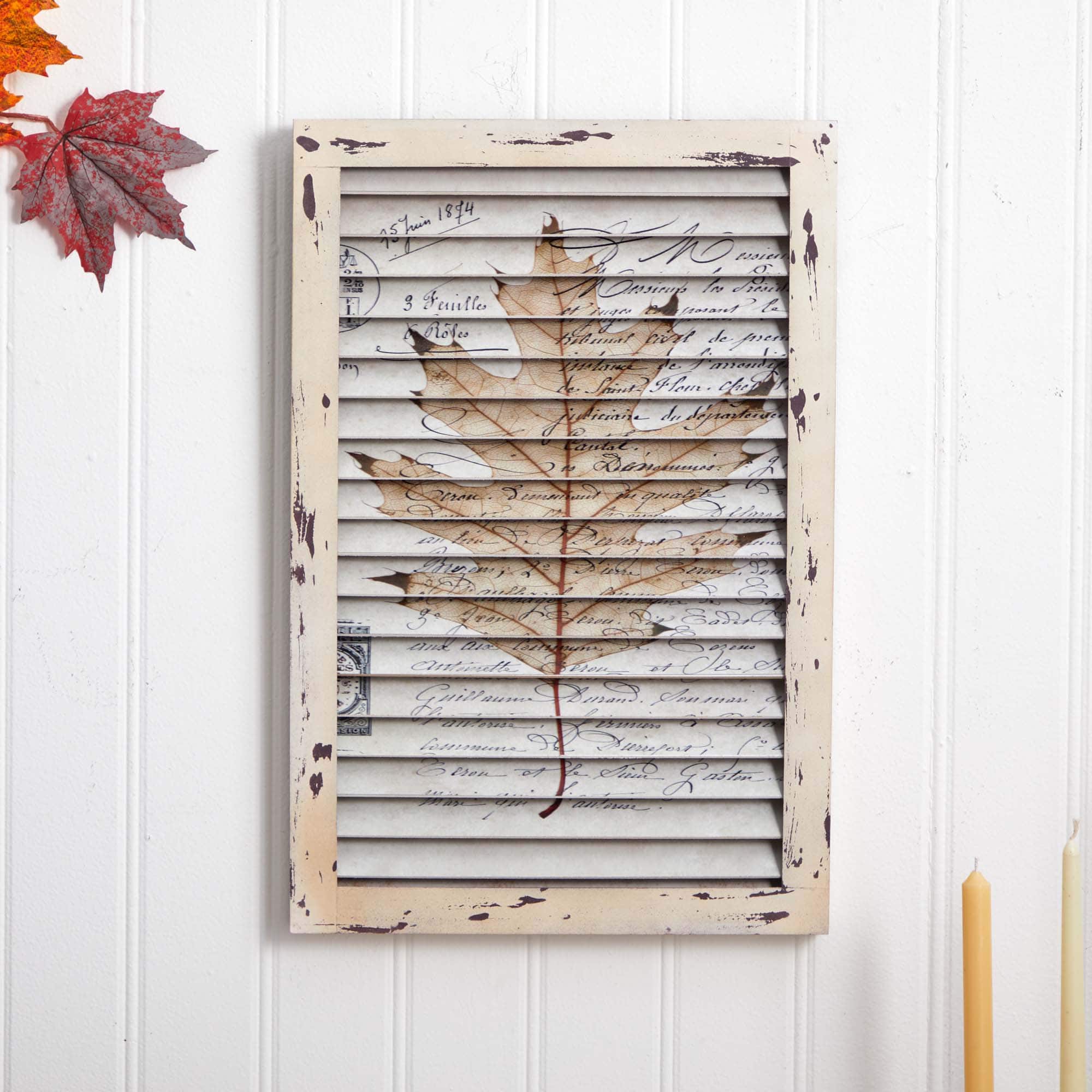 Maple Leaf Window Shutter Wall D&#xE9;cor
