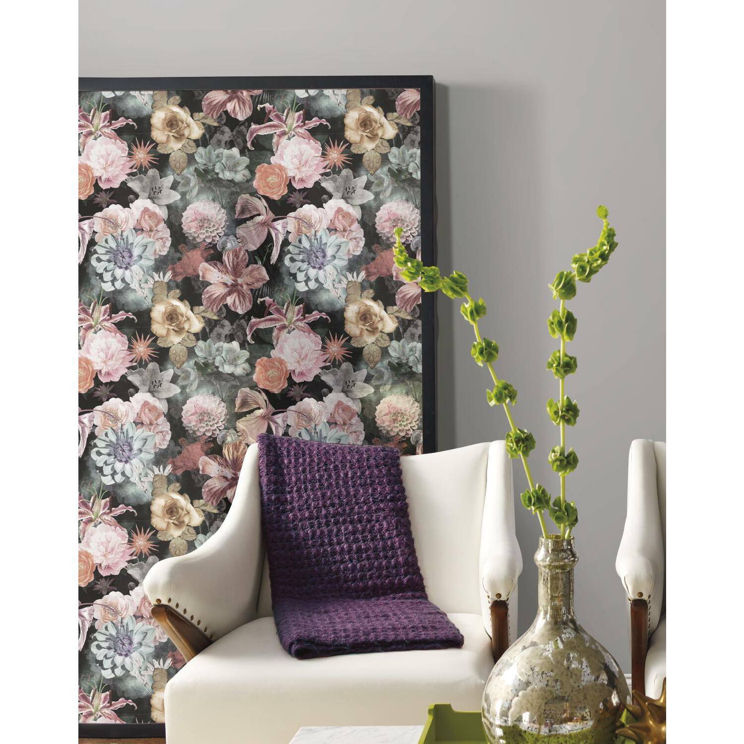 RoomMates Vintage Floral Blooms Peel & Stick Wallpaper