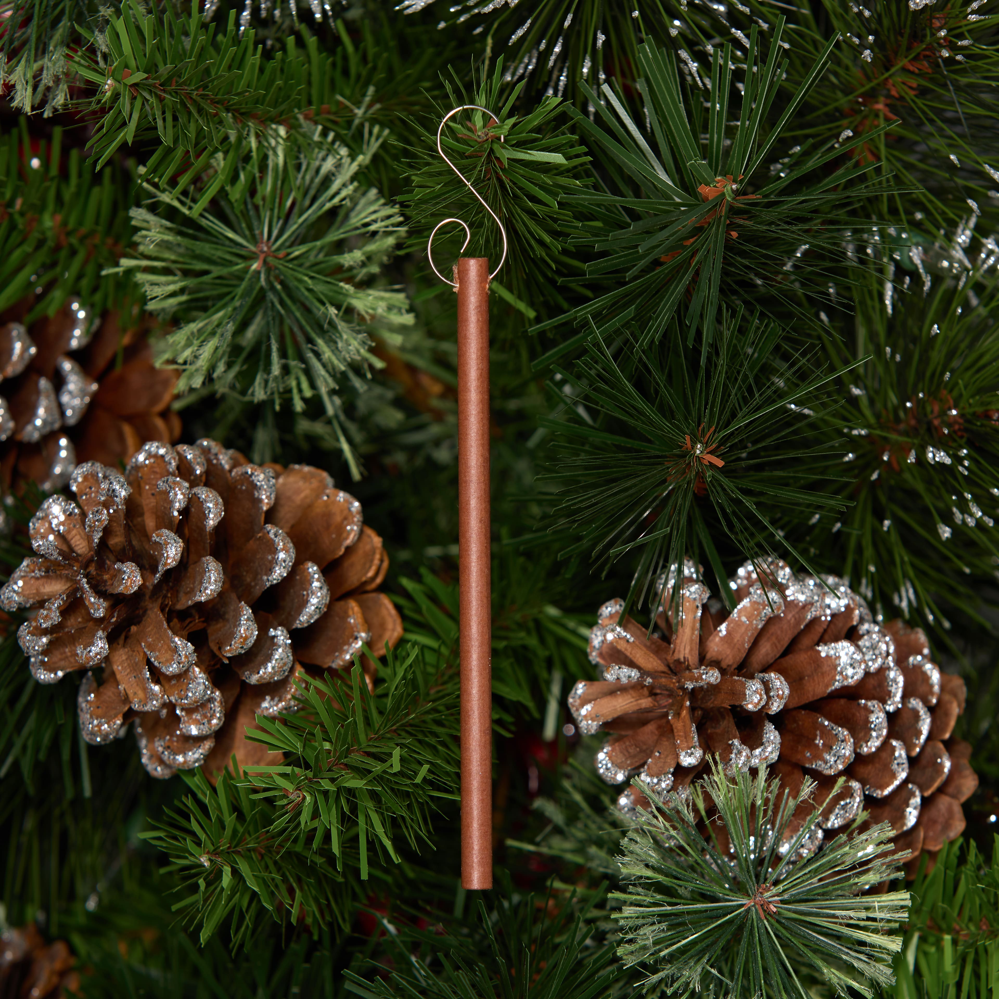 Scentsicles&#xAE; Autumn &#x27;n Apples Scented Ornament Sticks, 6ct.