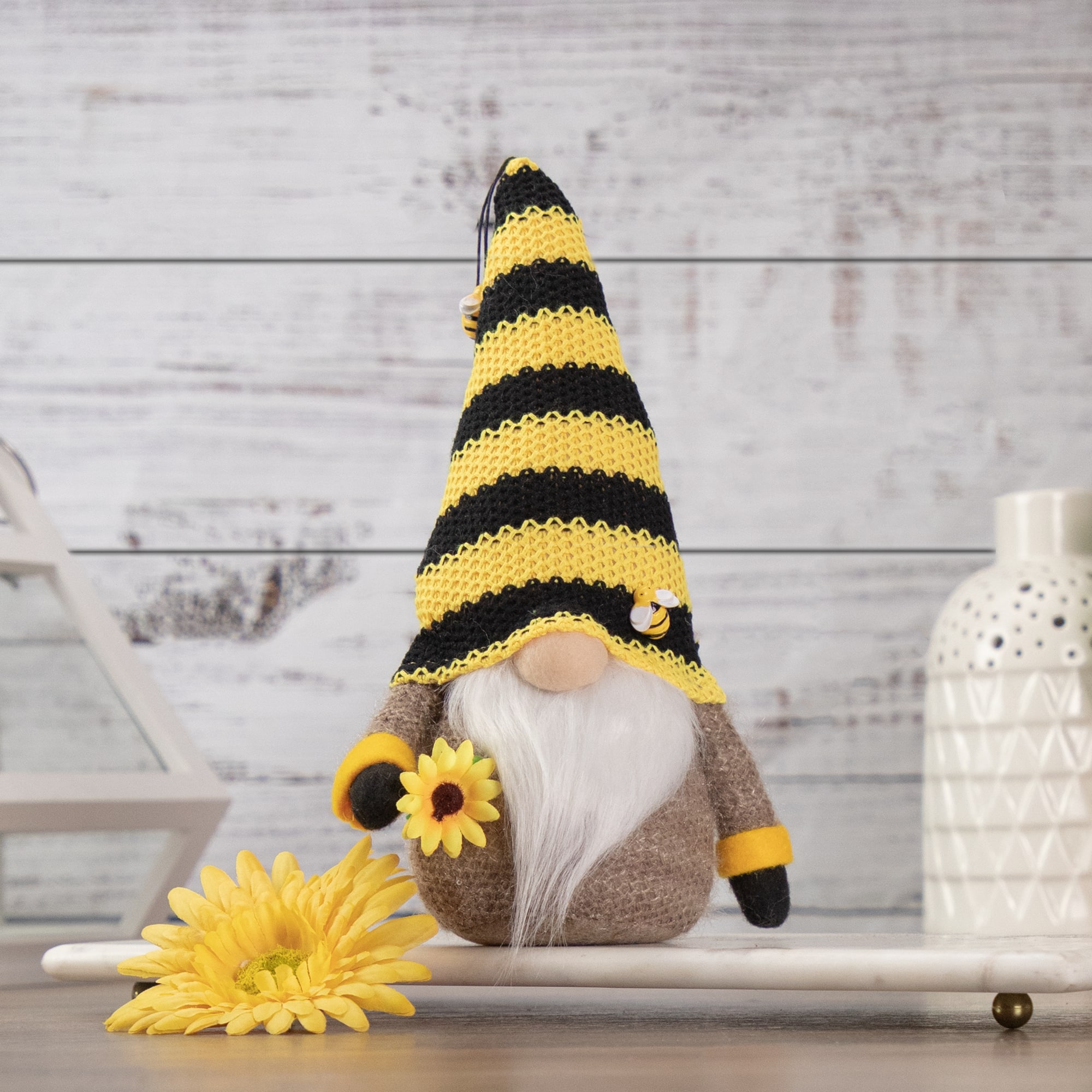 10.75&#x22; Bumblebee &#x26; Sunflower Springtime Gnome