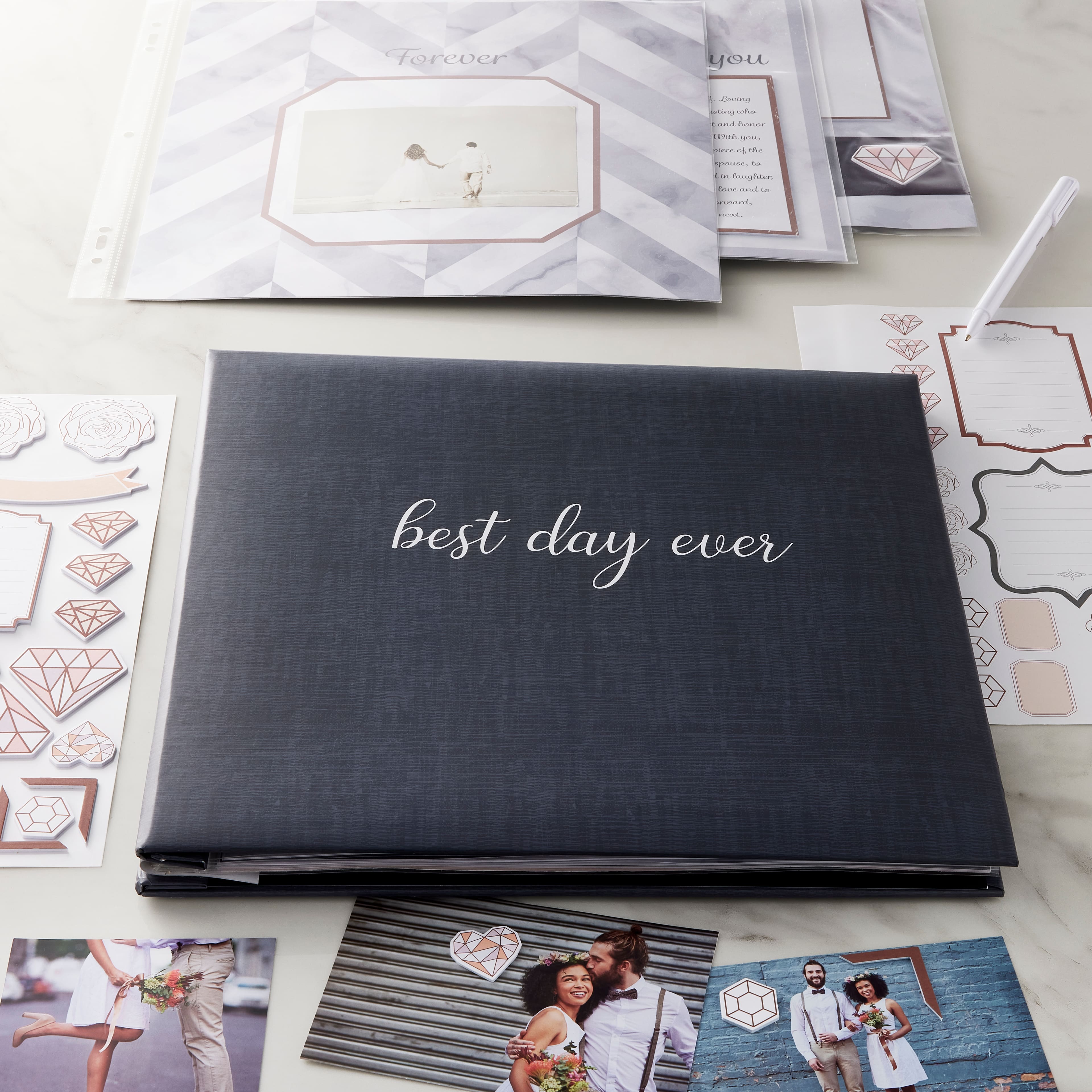 C.R. Gibson&#xAE; Scrapbook Complete&#x2122; Best Day Ever Album