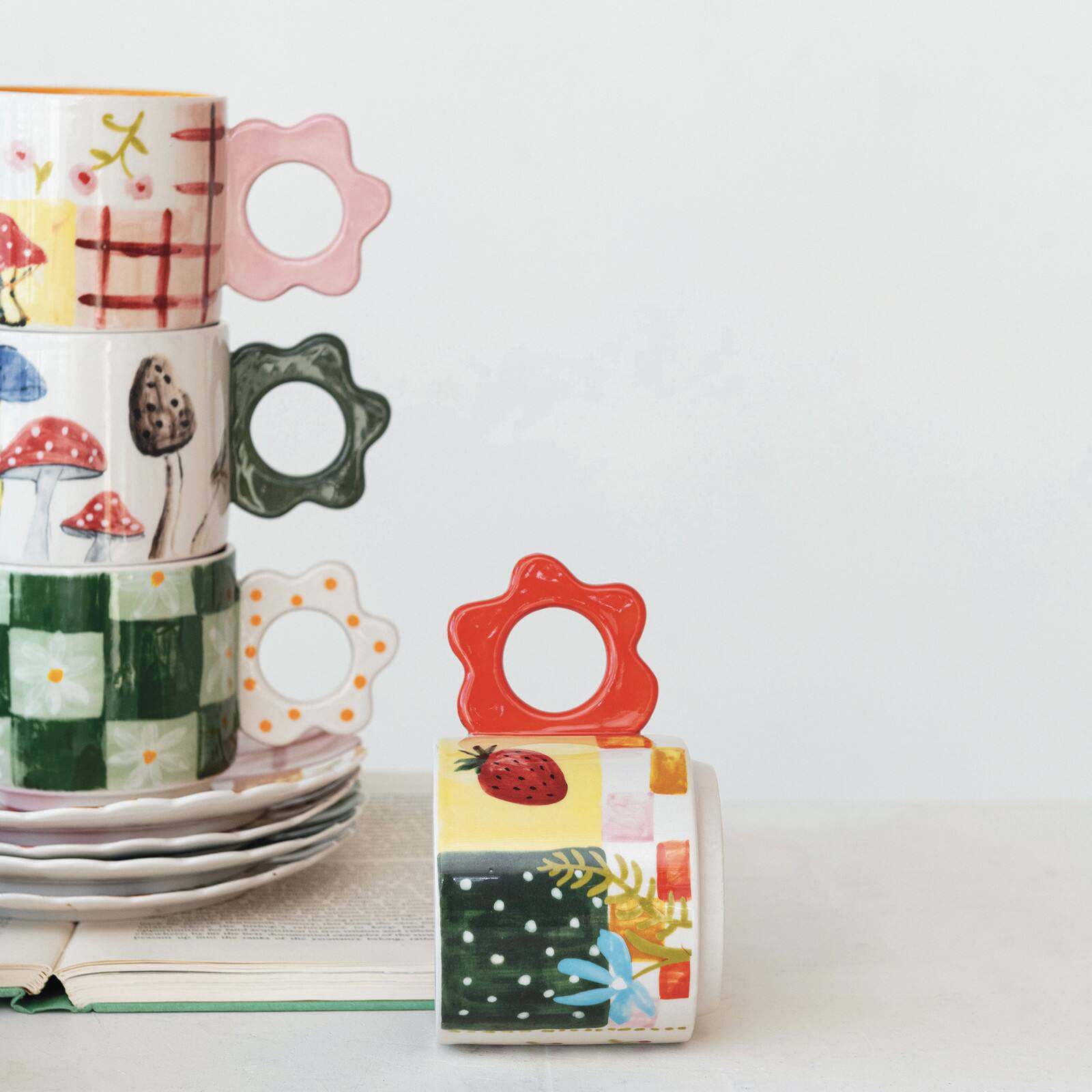 Hello Honey&#xAE; 3.25&#x22; Floral Stoneware Mug Set