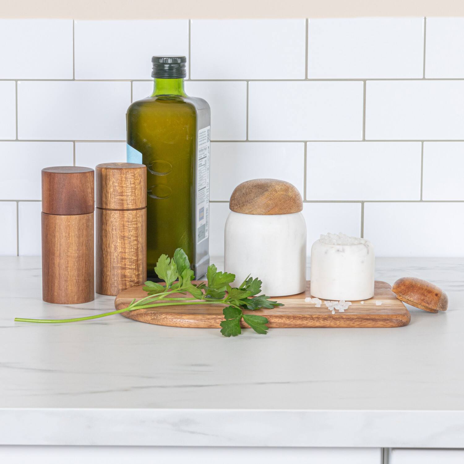 Hello Honey® 4" White Marble & Mango Wood Pinch Pot with Lid