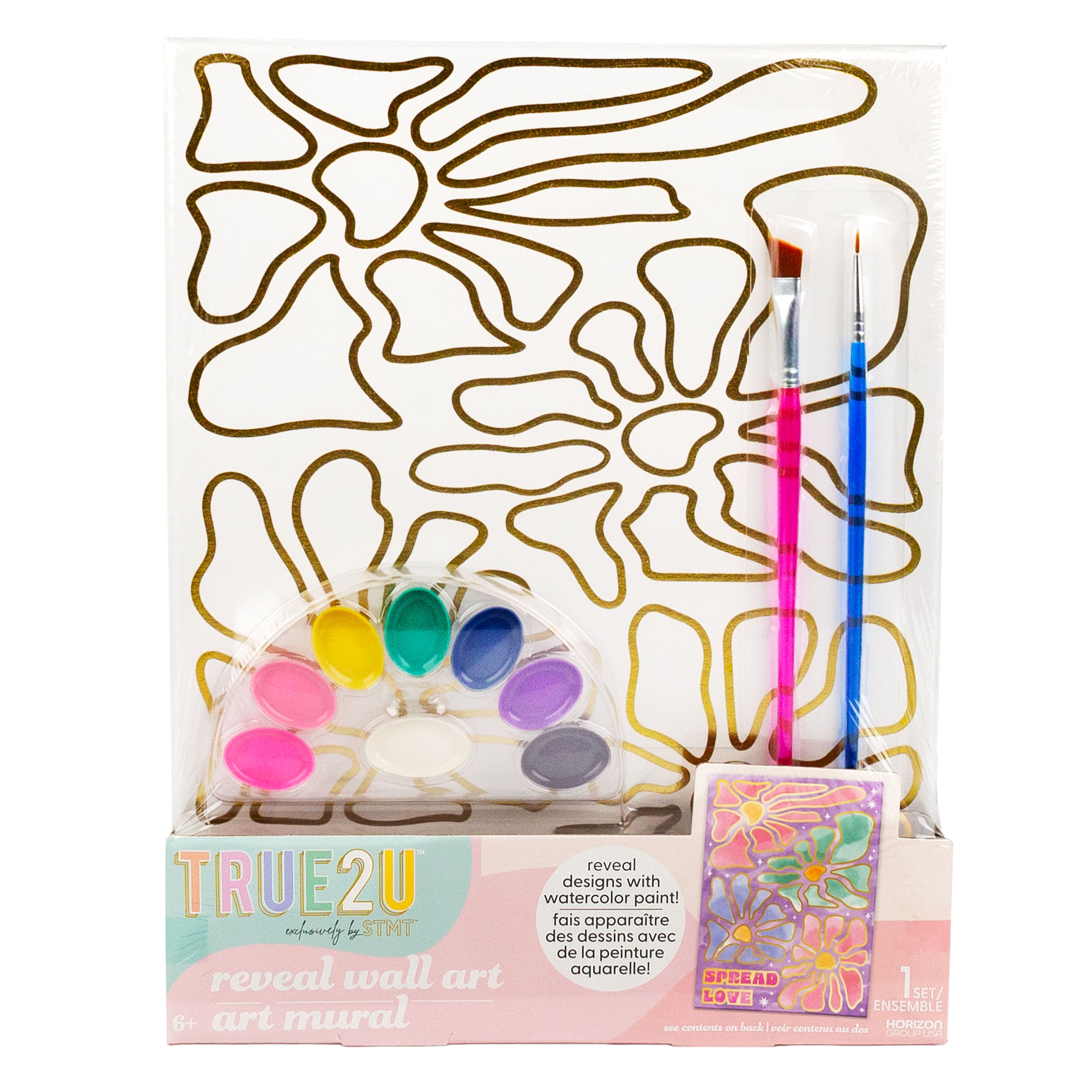 Ensemble d’art mural révélant des fleurs True2U de STMT