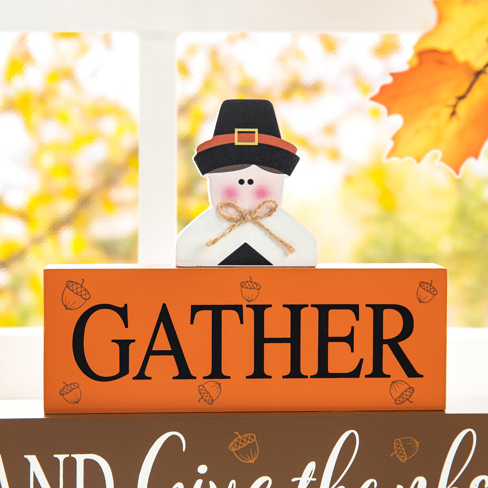 Glitzhome&#xAE; 9.5&#x22; Thanksgiving Wooden Pilgrim Table Block Sign