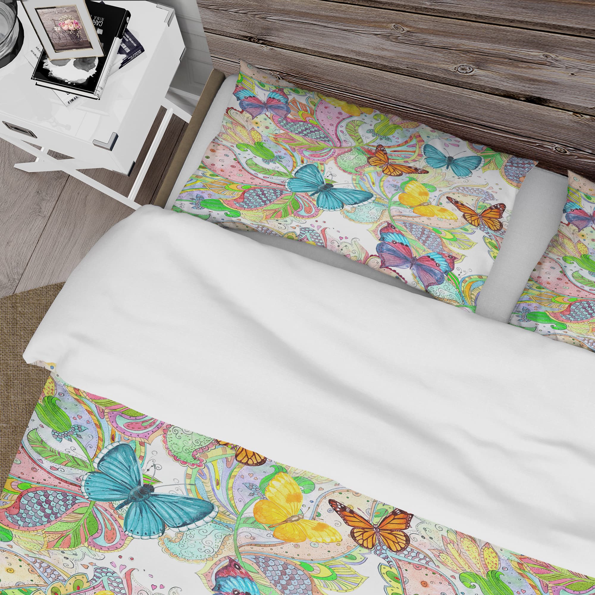 Designart 'Bohemian Colorfull Butterflies with Magic Flora' Floral Bedding Set - Duvet Cover & Shams