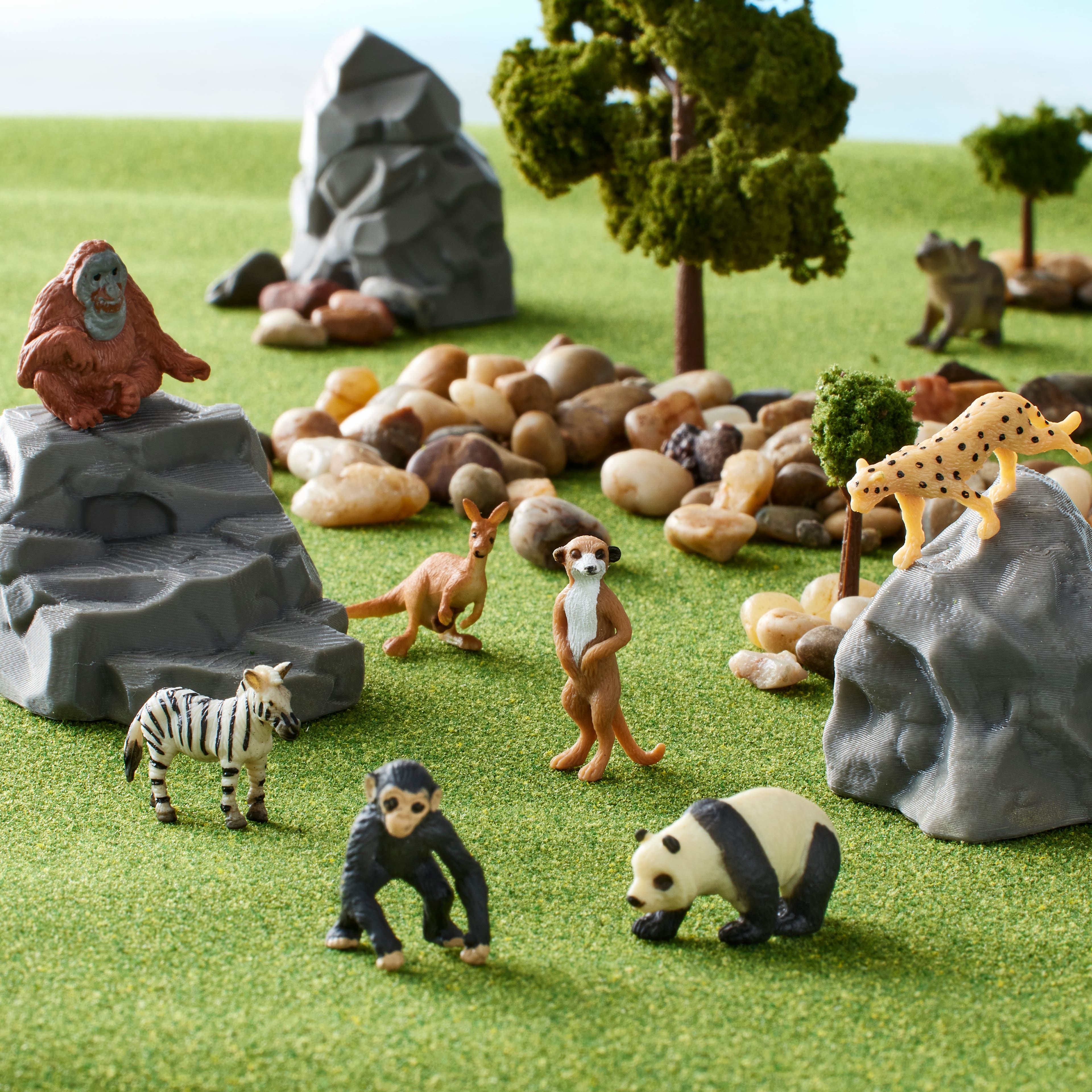 Paquet de figurines amusantes à thème d’animaux exostiques Good Luck Minis de Safari Ltd
