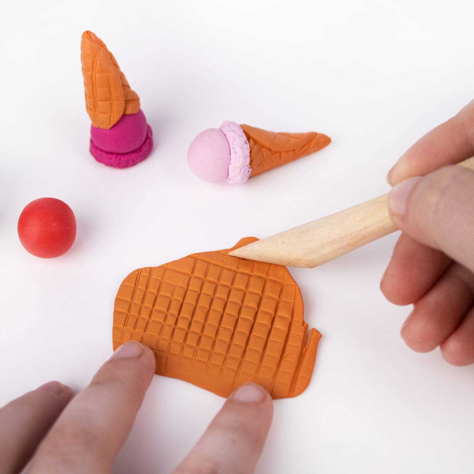 DAS® Natural Wood Clay Modeling Tool Set