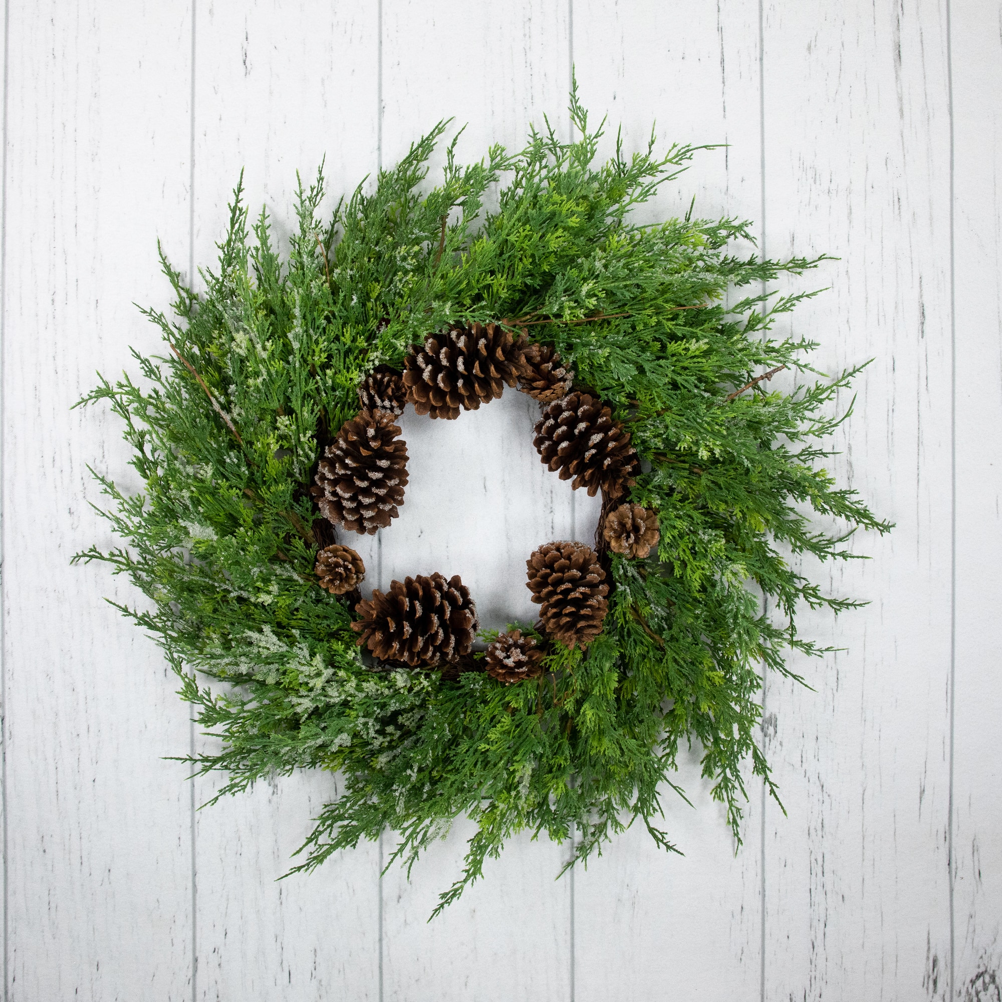 26&#x22; Frosted Cedar &#x26; Pinecone Christmas Wreath