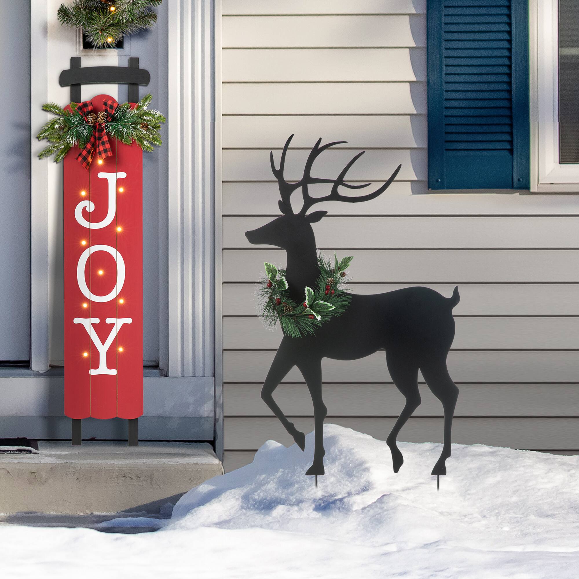 Glitzhome&#xAE; Metal Reindeer Silhouette Yard Stake Set