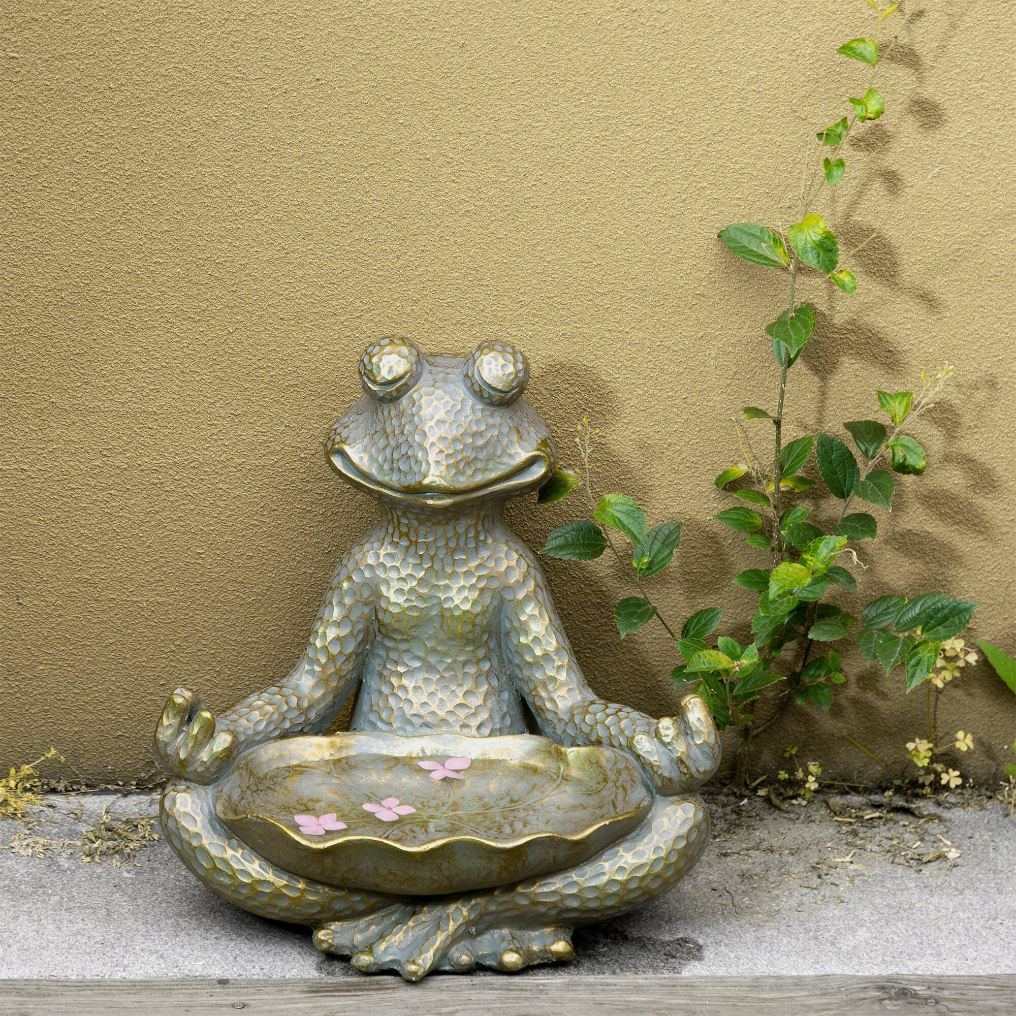 Glitzhome&#xAE; 14&#x22; Bronze Yoga Frog Statue