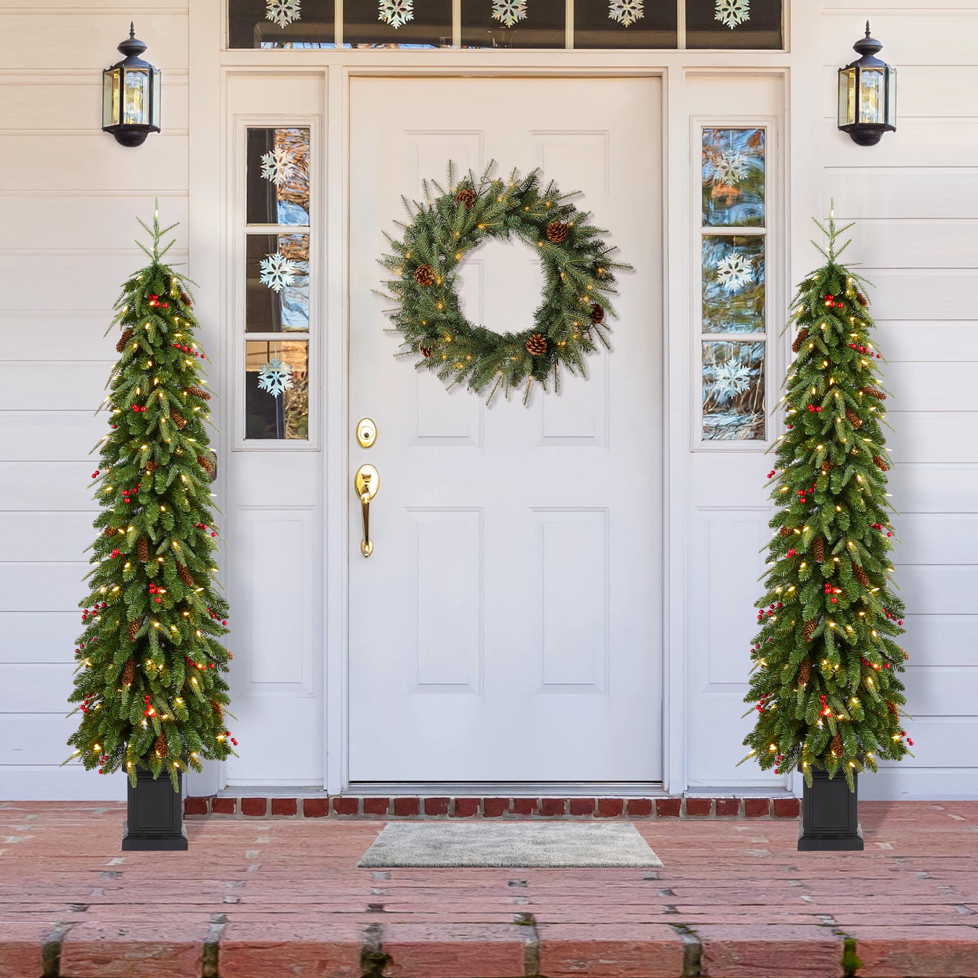 Glitzhome&#xAE; 6ft Pre-lit Green Artificial Christmas Porch Tree, Warm White Lights