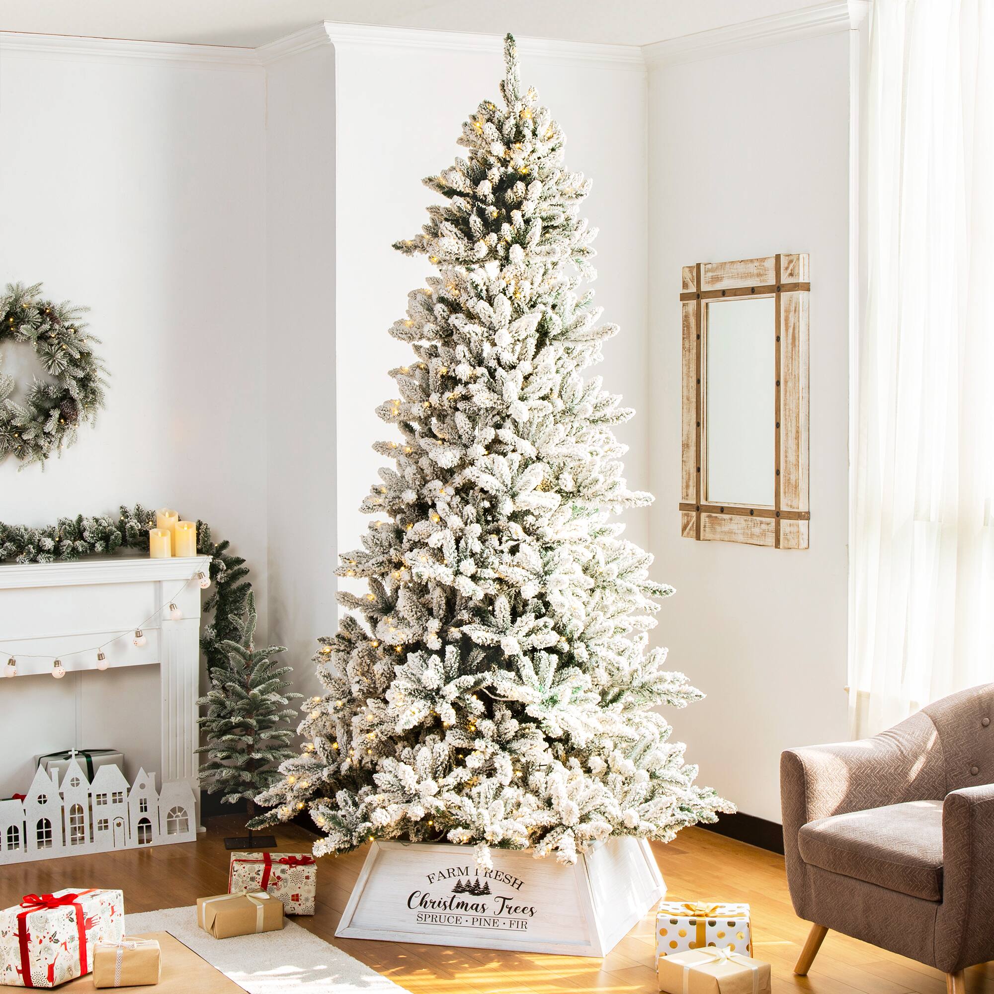 Glitzhome&#xAE; White 26&#x22; Farm Fresh Christmas Trees Wooden Trapezoid Tree Collar