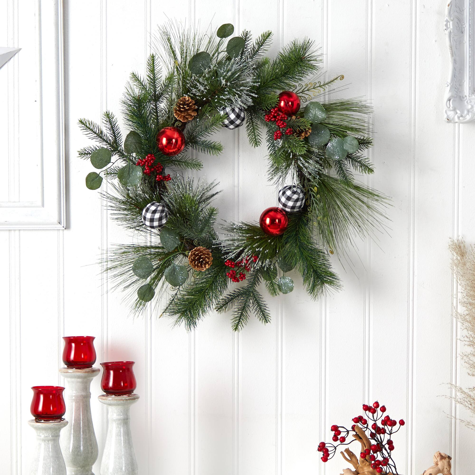 24&#x22; Berry &#x26; Pinecone Christmas Wreath with Ornaments