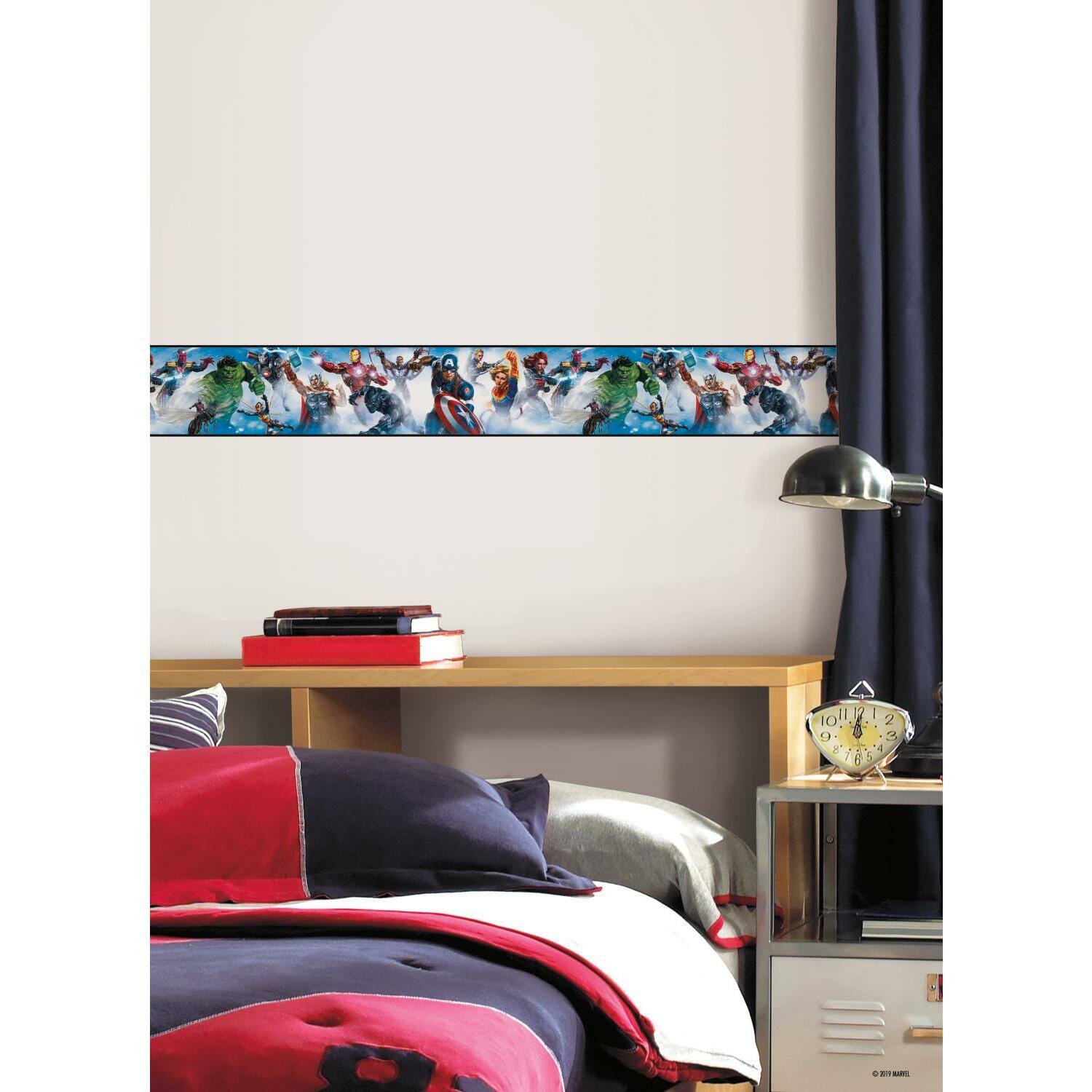 RoomMates Marvel Avengers Peel &#x26; Stick Border