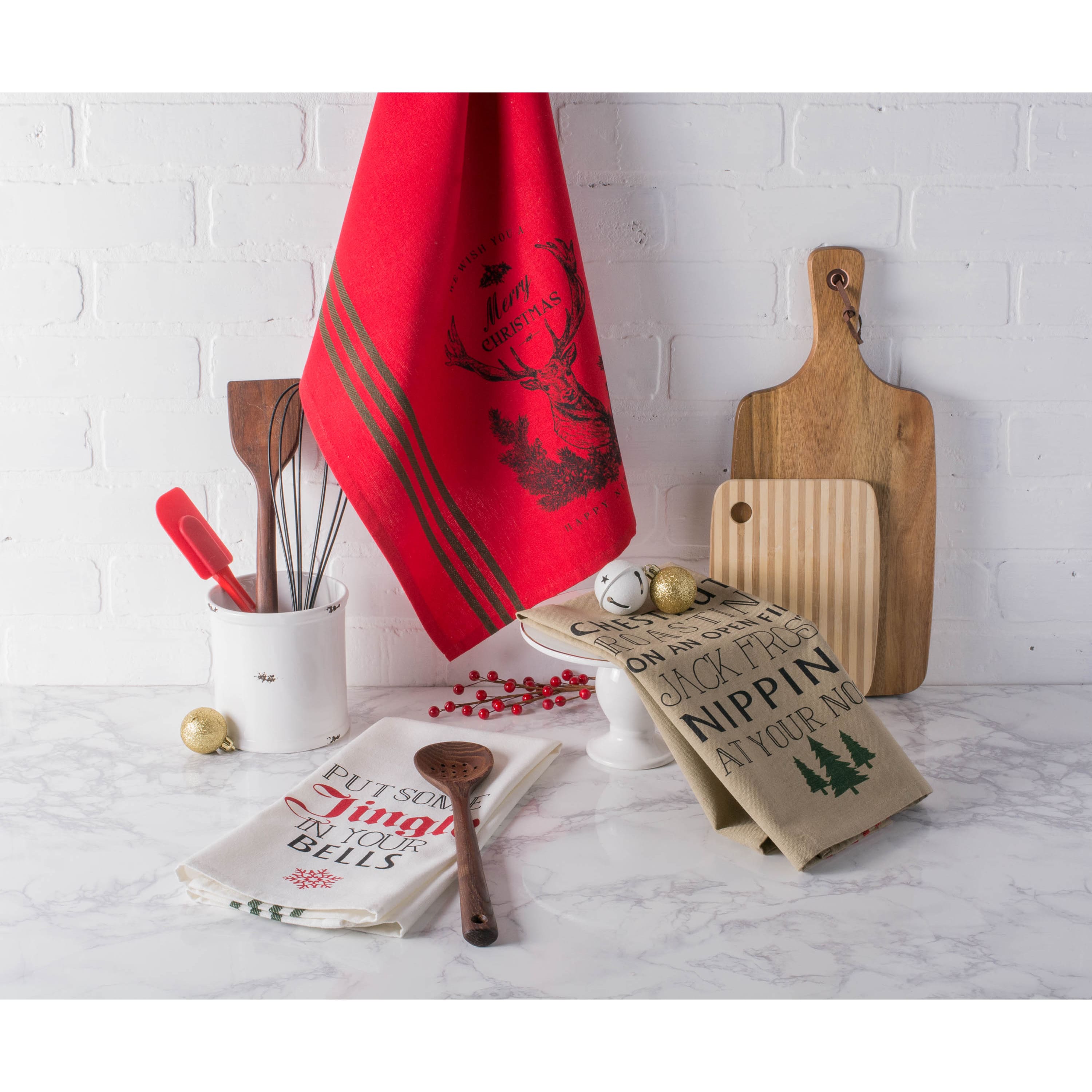 DII® Assorted Stag Christmas Print Dishtowel Set