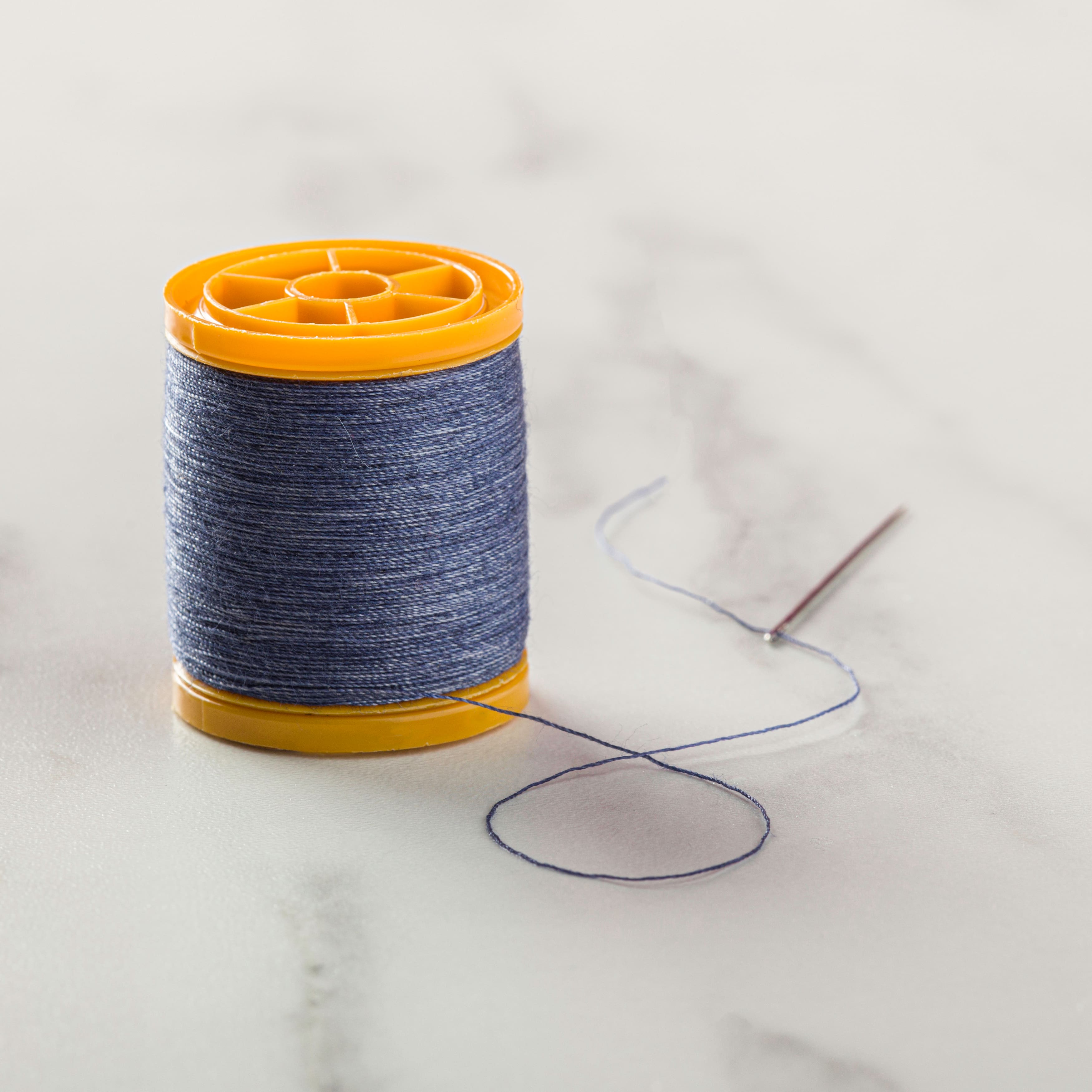 Dual Duty Plus Denim Thread (125 Yards)