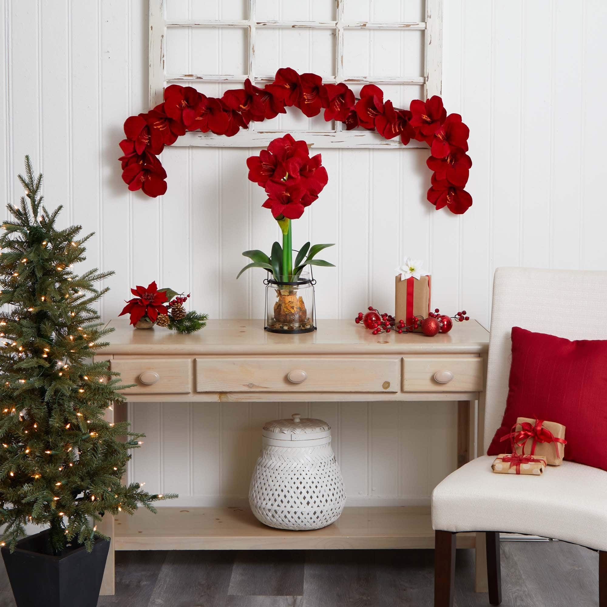 5ft. Red Amaryllis Garland