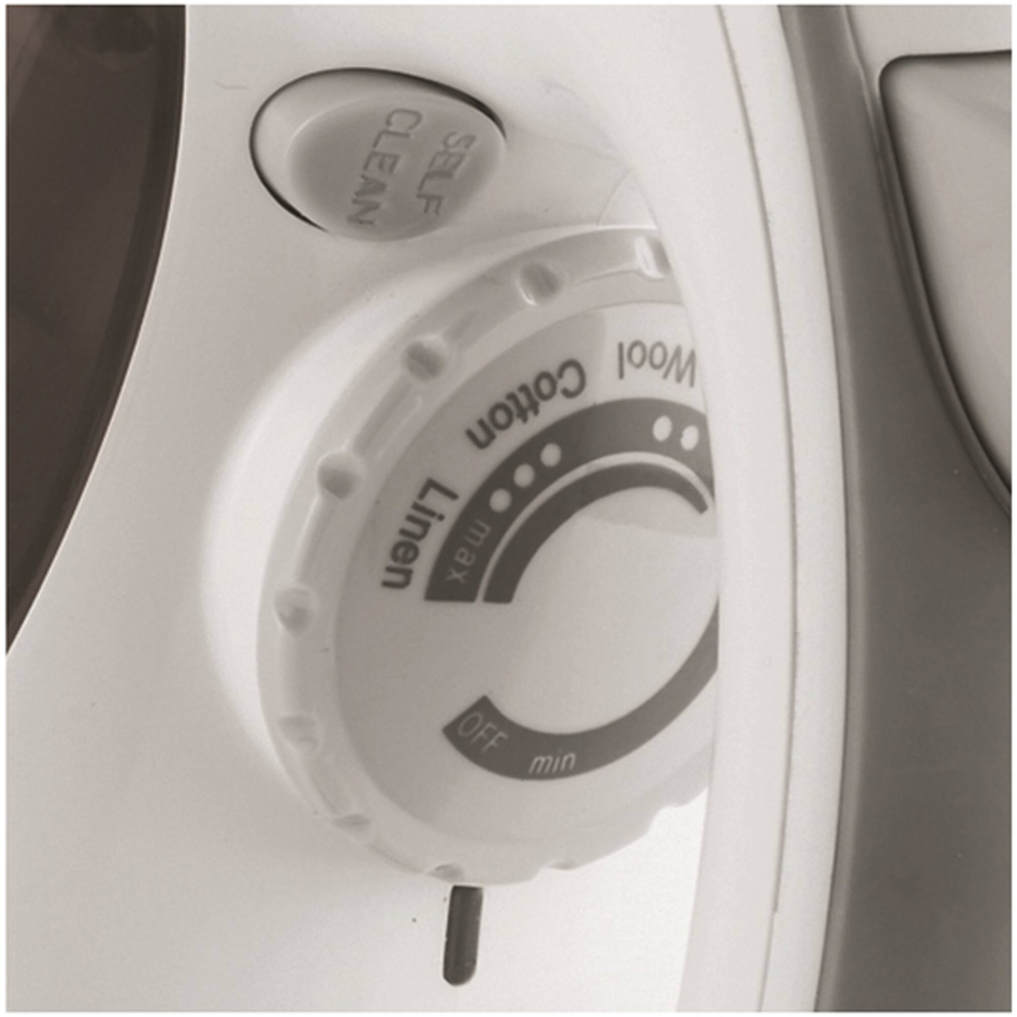 Brentwood&#xAE; White Steam Iron with Auto Shutoff